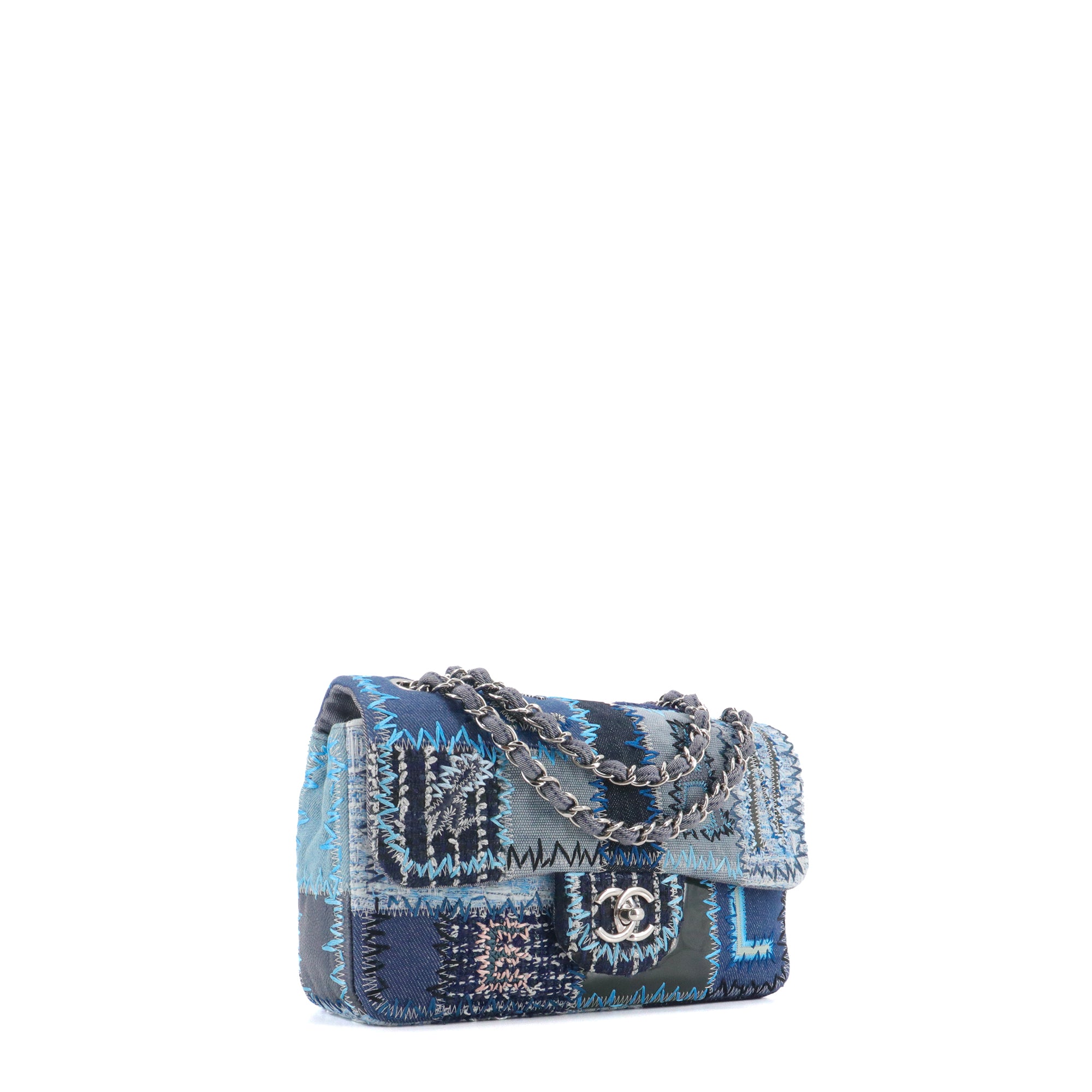 CHANEL - Sac à main Classique/Timeless Chanel simple flap Chanel en patchwork denim