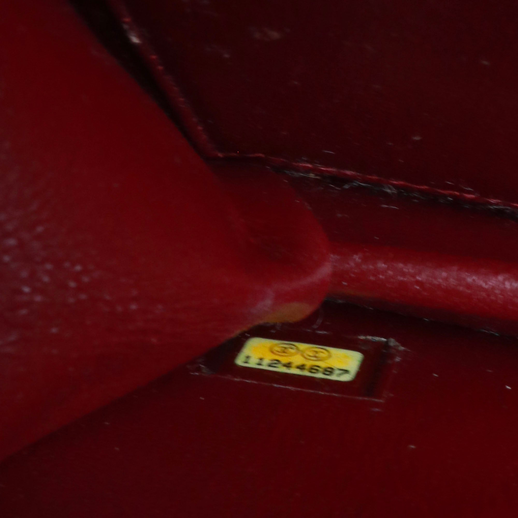 CHANEL - Sac à bandoulière Mademoiselle vintage Chanel en cuir matelassé noir