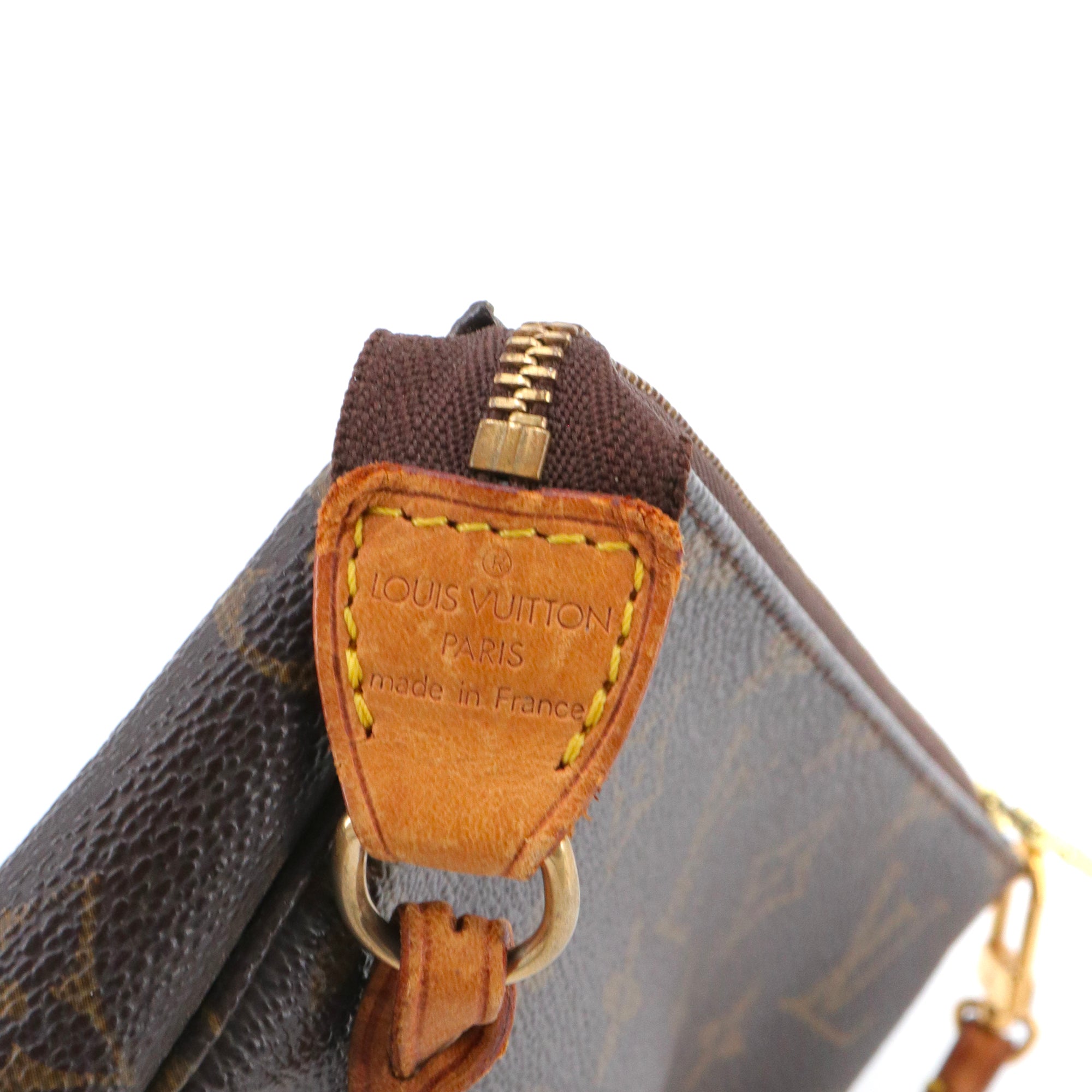 LOUIS VUITTON - Pochette Accessoires Louis Vuitton en toile monogrammée