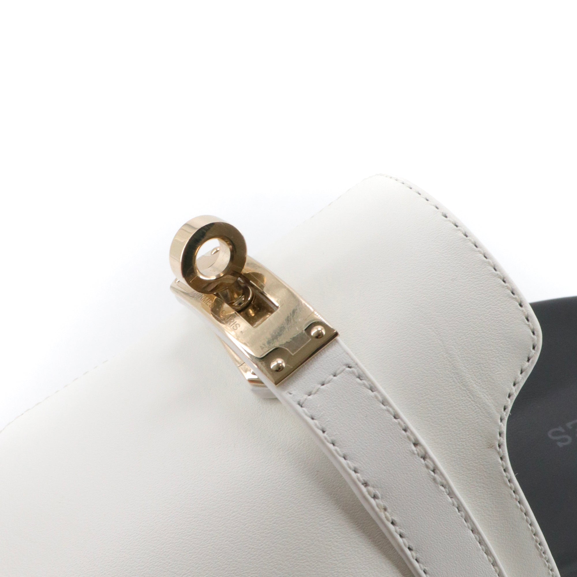HERMÈS - Sandales Empire Hermès en cuir blanc (T38,5)