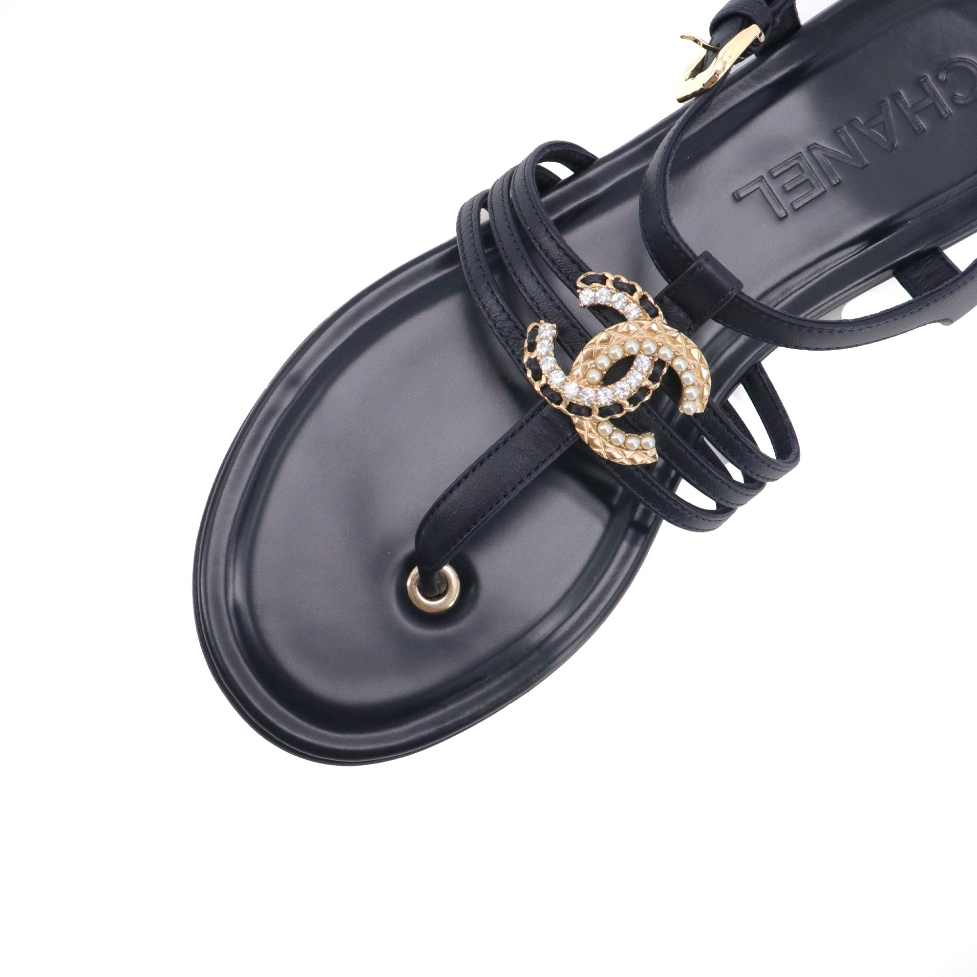 CHANEL - Sandales CC Chanel en cuir bleu marine (T37,5)