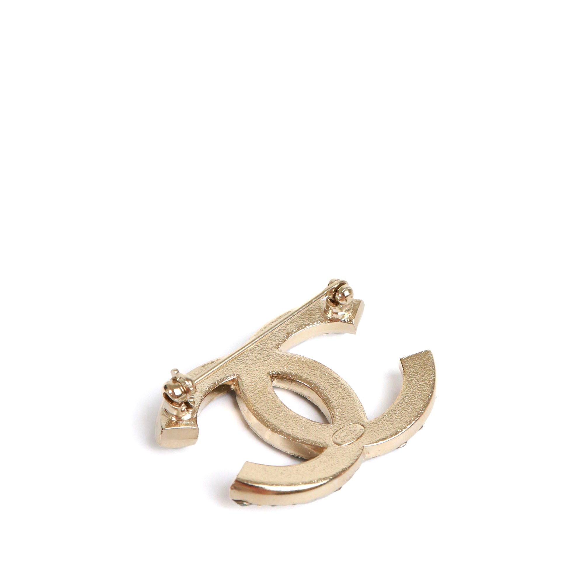 CHANEL - Broche CC Chanel à strass