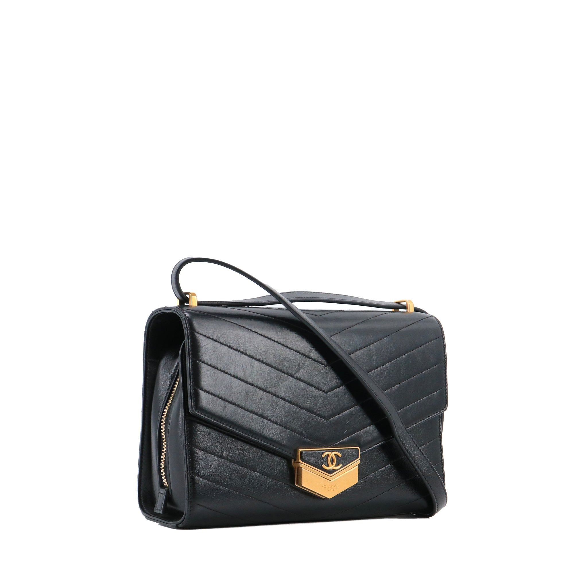 CHANEL - Sac à bandoulière Médaille Chanel en cuir chevron noir