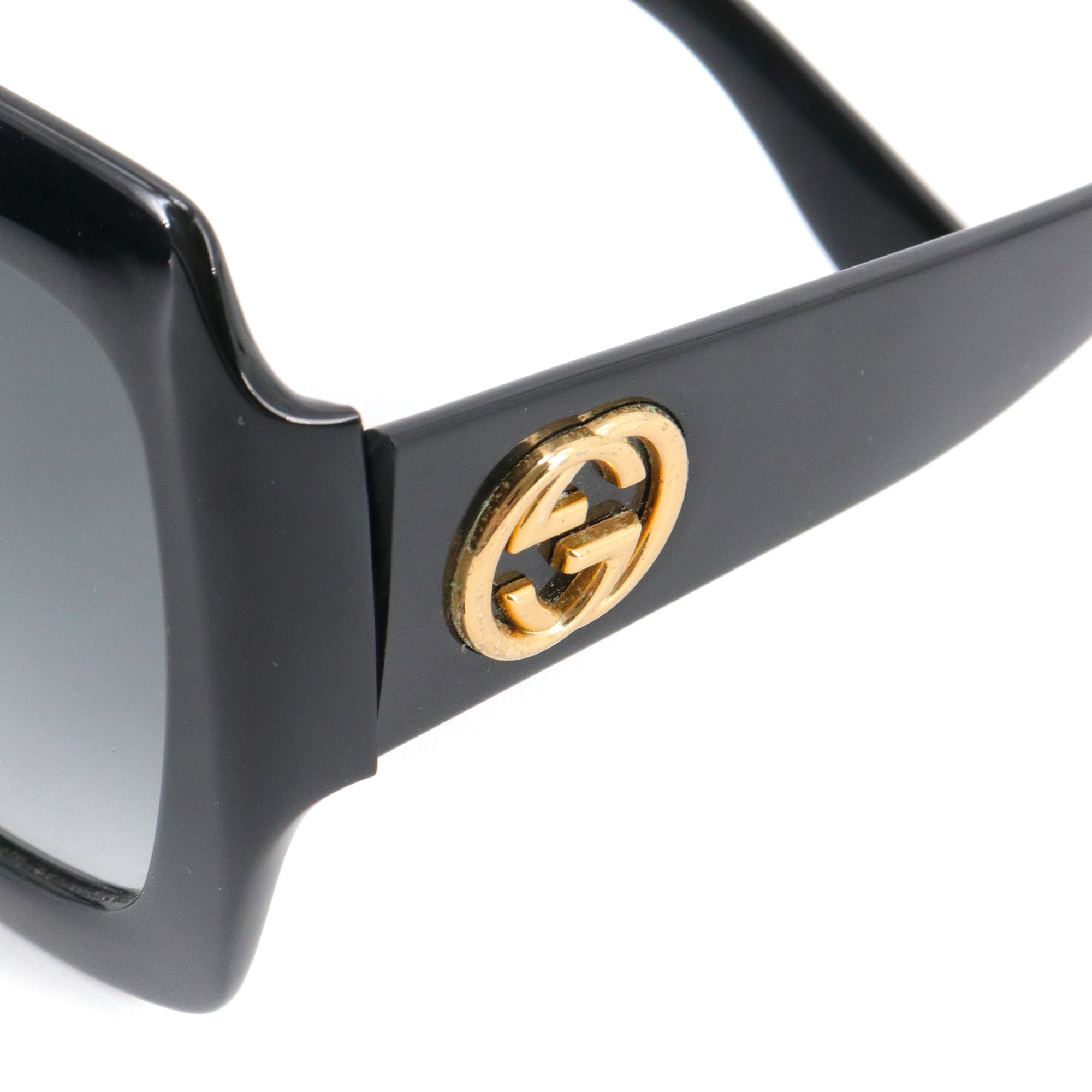 GUCCI - Lunettes de soleil Gucci en plastique noir