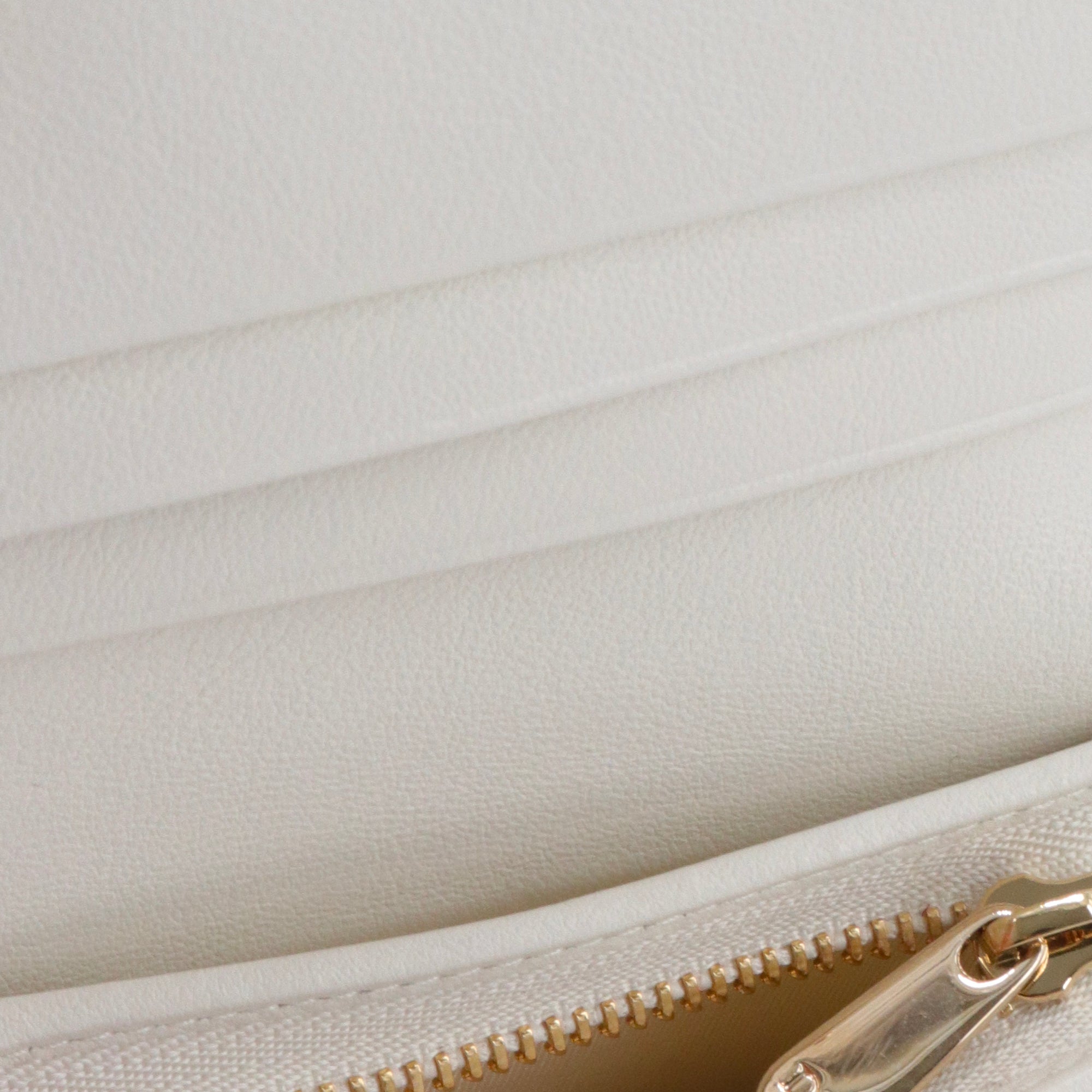 DIOR - Porte-monnaie Dioramour Dior en cuir à pois rouge et blanc