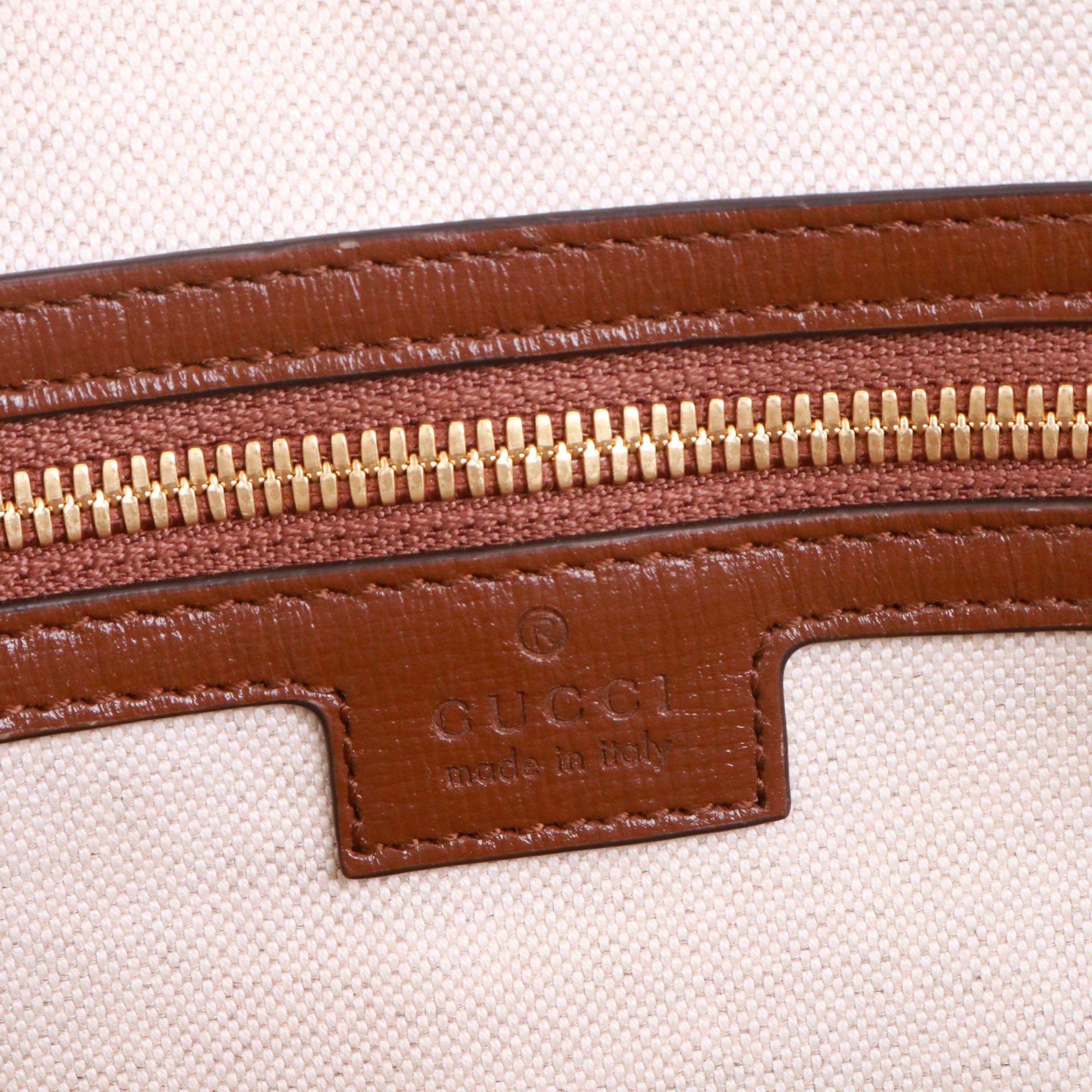 GUCCI - Sac Malette GG Gucci en toile enduite et cuir marron