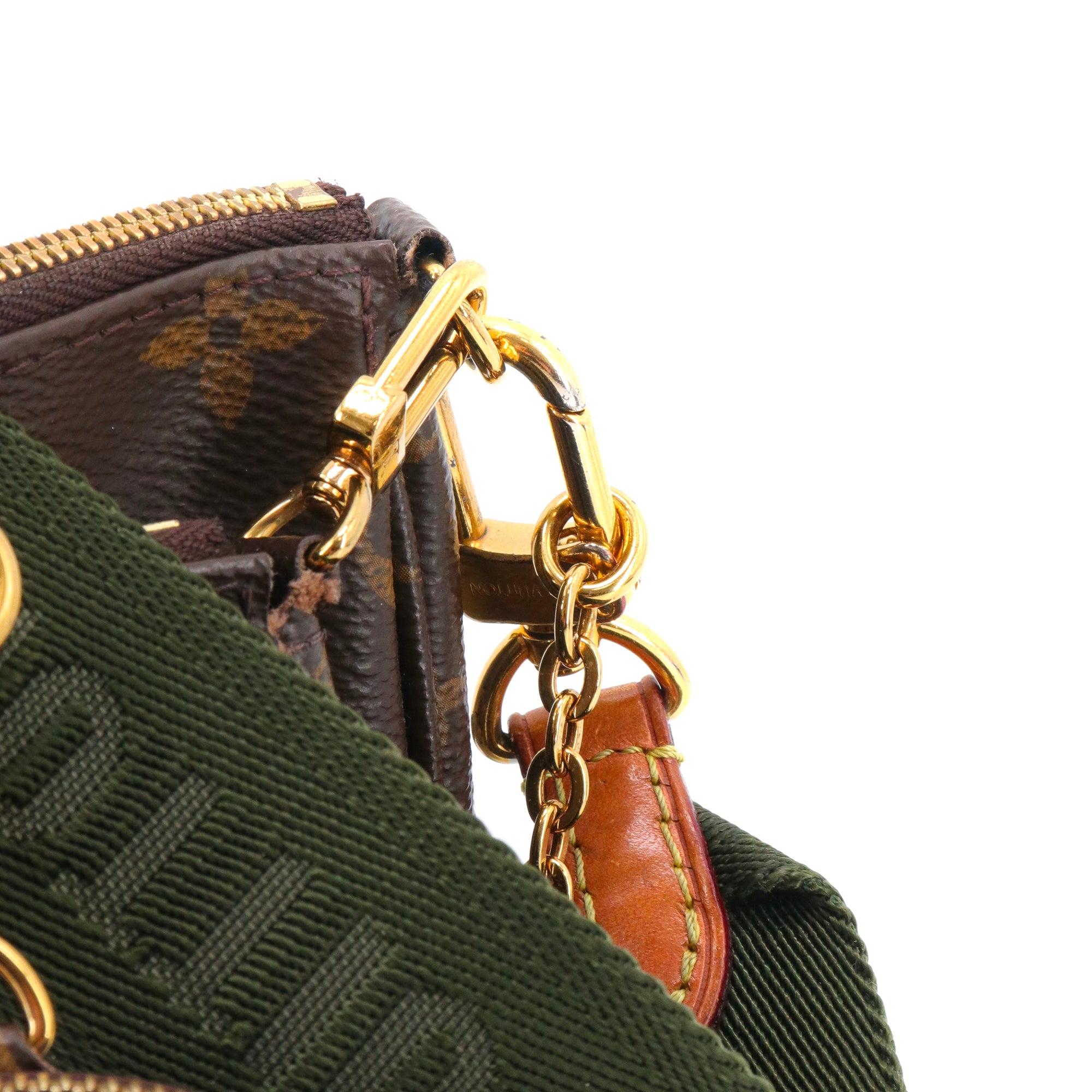 LOUIS VUITTON - Sac à bandoulière Multi Pochette Accessoires Louis Vuitton en toile monogrammée