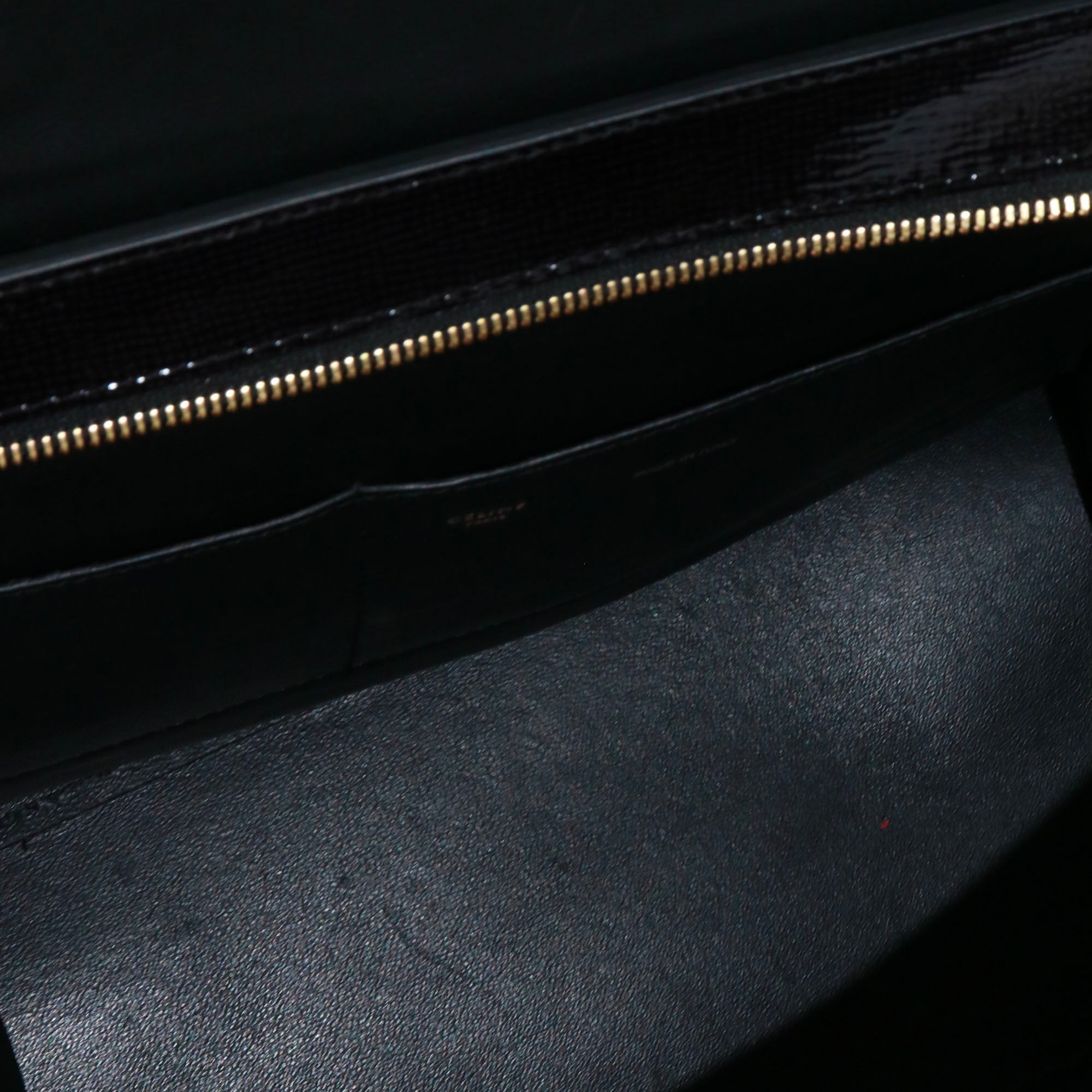 CELINE - Céline Trapeze handbag in black patent leather