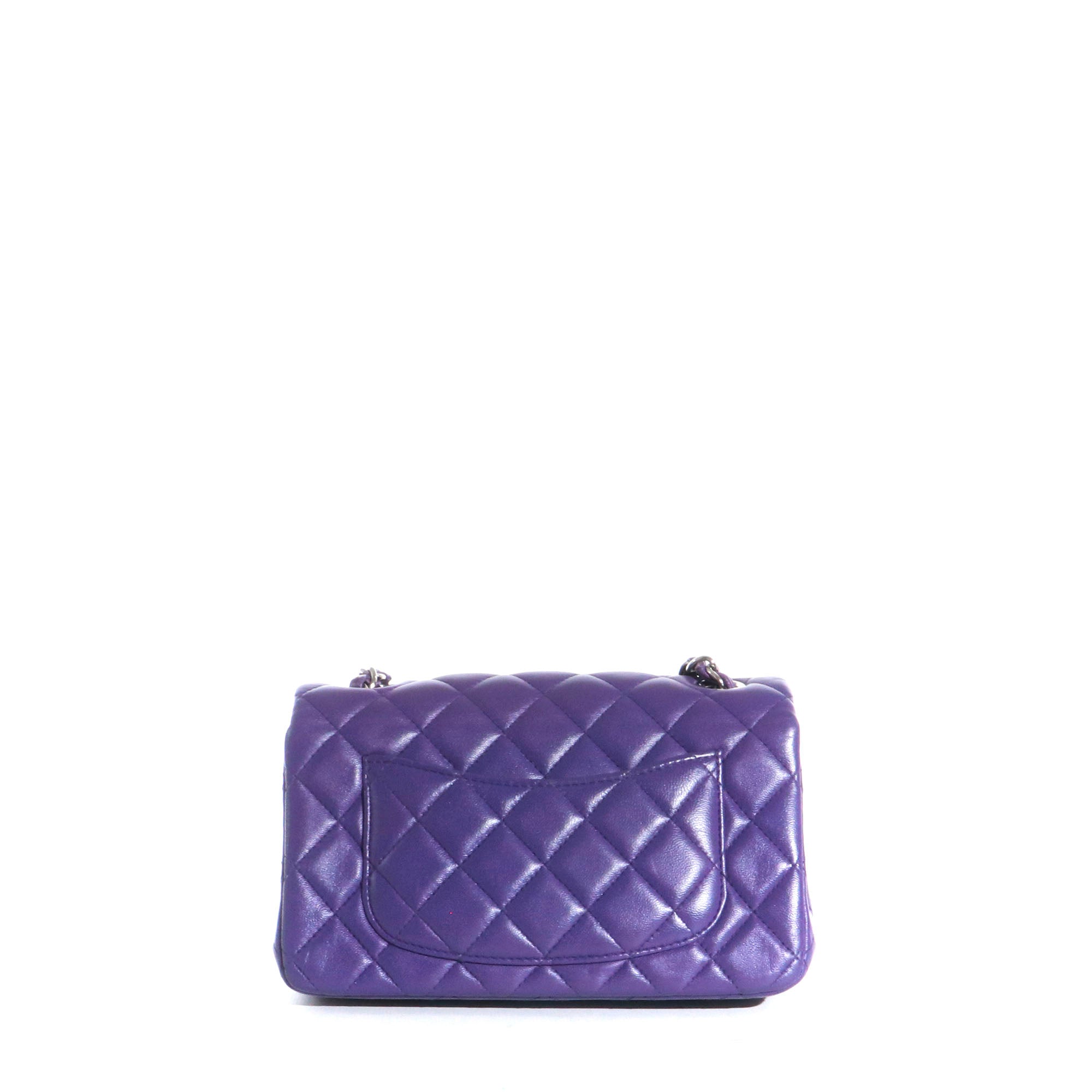 CHANEL - Sac à bandoulière Classique/Timeless Chanel mini rectangle en cuir violet