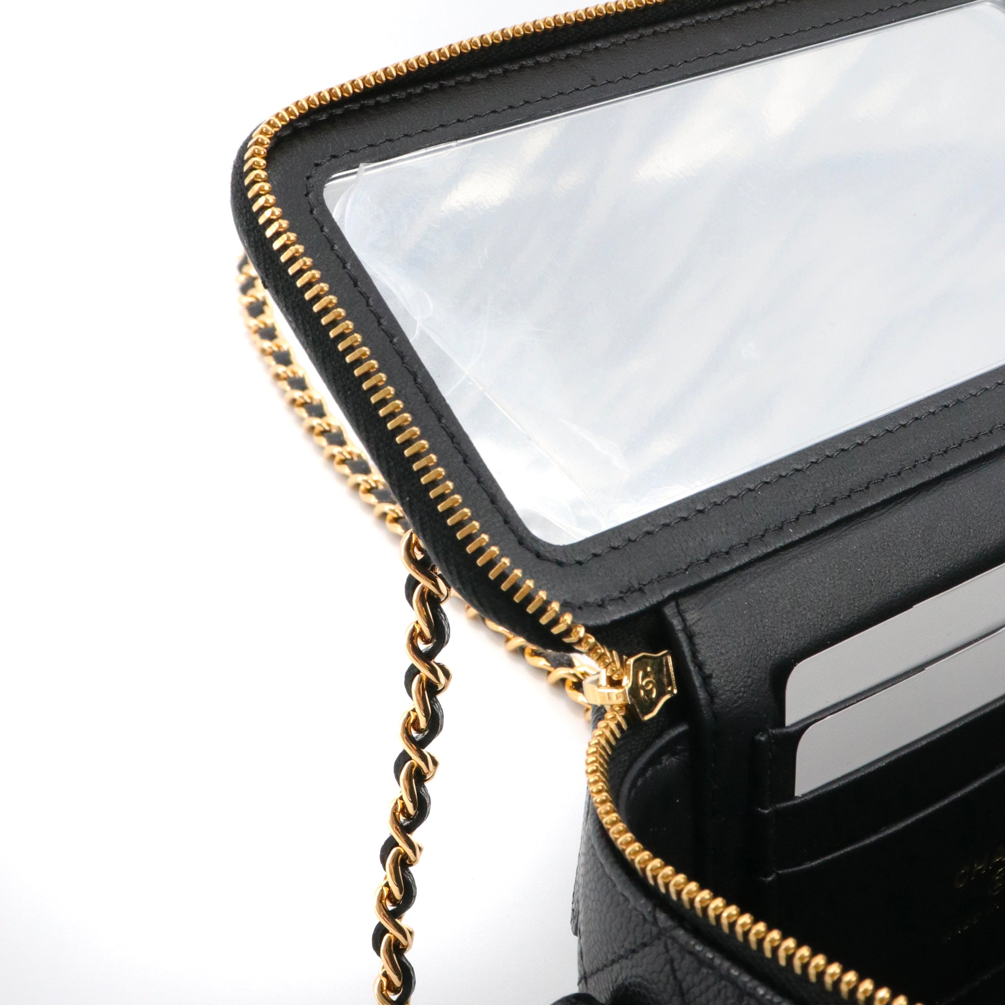 CHANEL - Sac à bandoulière Vanity Pocket Chanel en cuir caviar noir