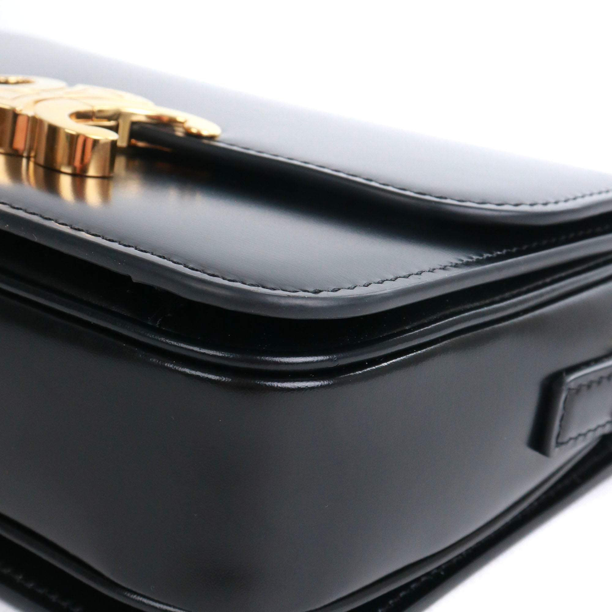 CELINE - Sac à bandoulière Triomphe teen Celine en cuir box noir