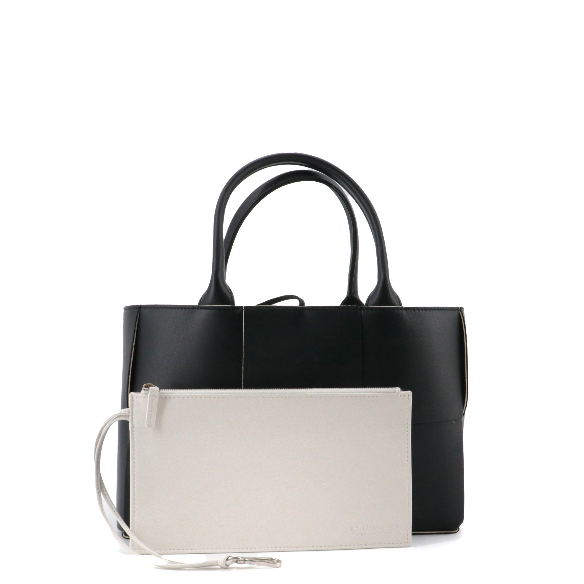 BOTTEGA VENETA - Bottega Veneta Arco PM handbag in black intrecciato leather