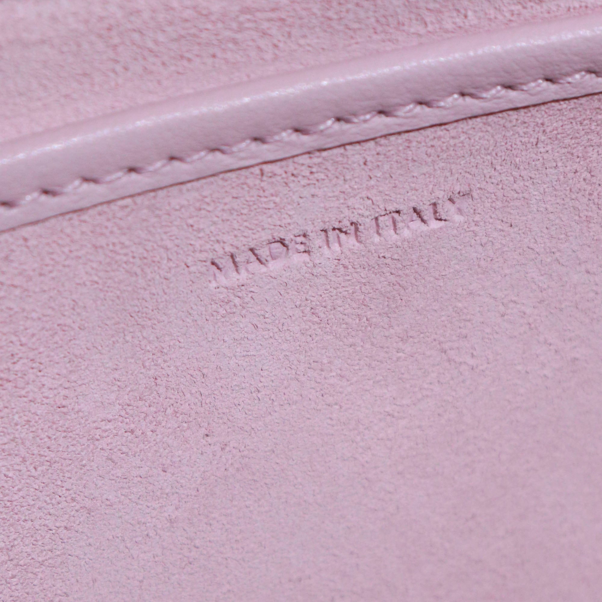 CELINE - Sac à main Ava Céline en cuir rose pastel