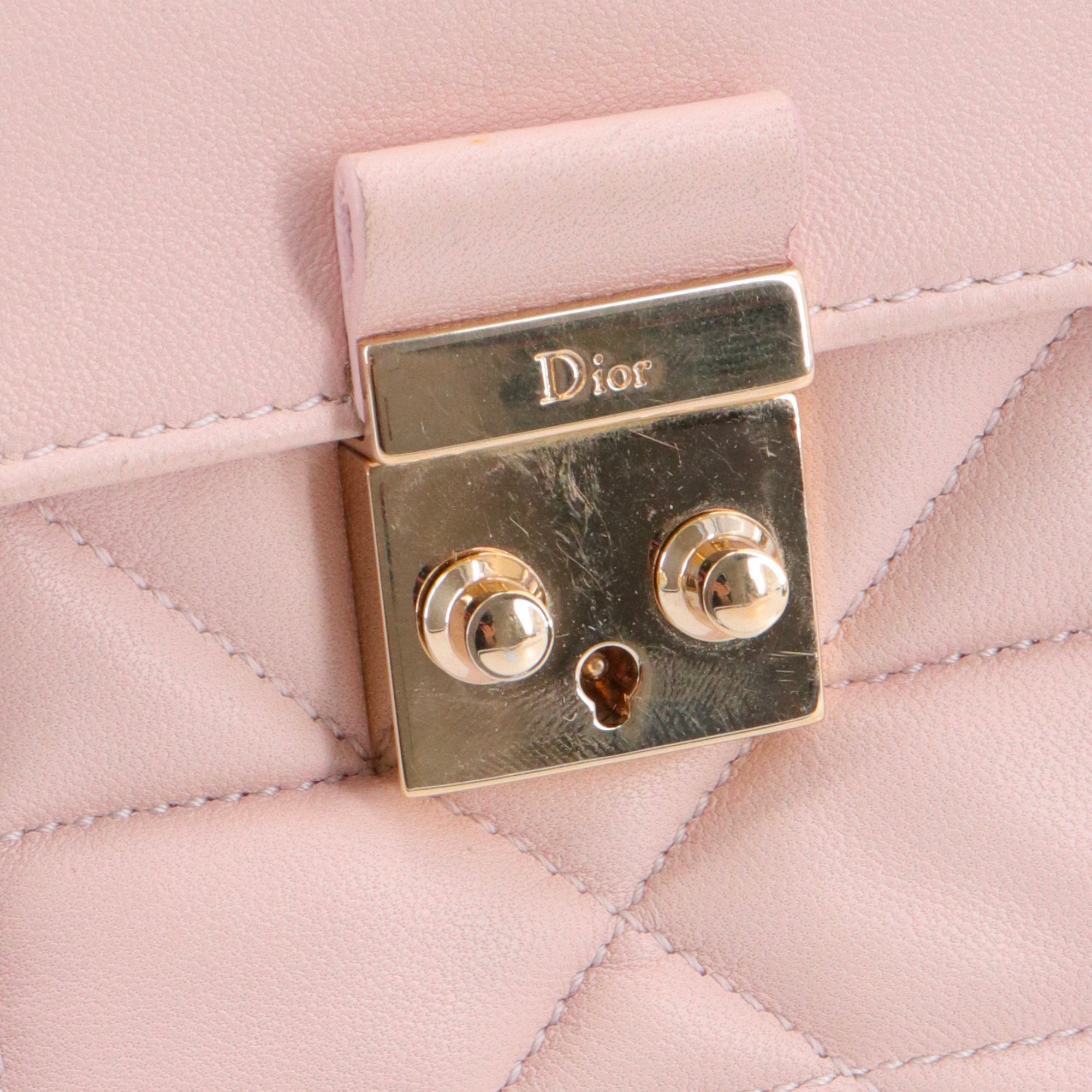 DIOR - Sac à bandoulière Miss Dior Promenade Dior en cuir cannage rose
