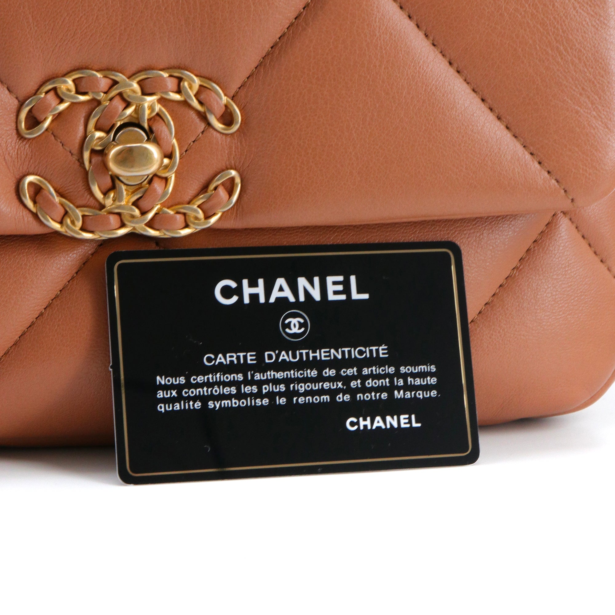 CHANEL - Sac à bandoulière 19 Chanel en cuir marron