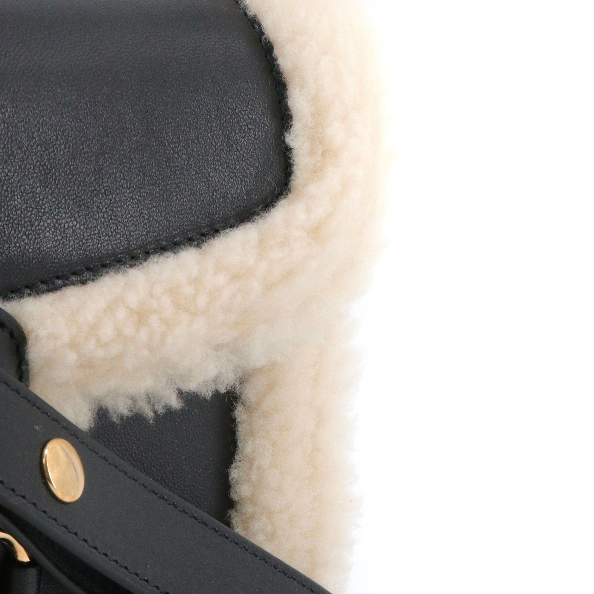 GUCCI - Sac à bandoulière Horsebit 1955 Gucci en cuir noir et fourrure