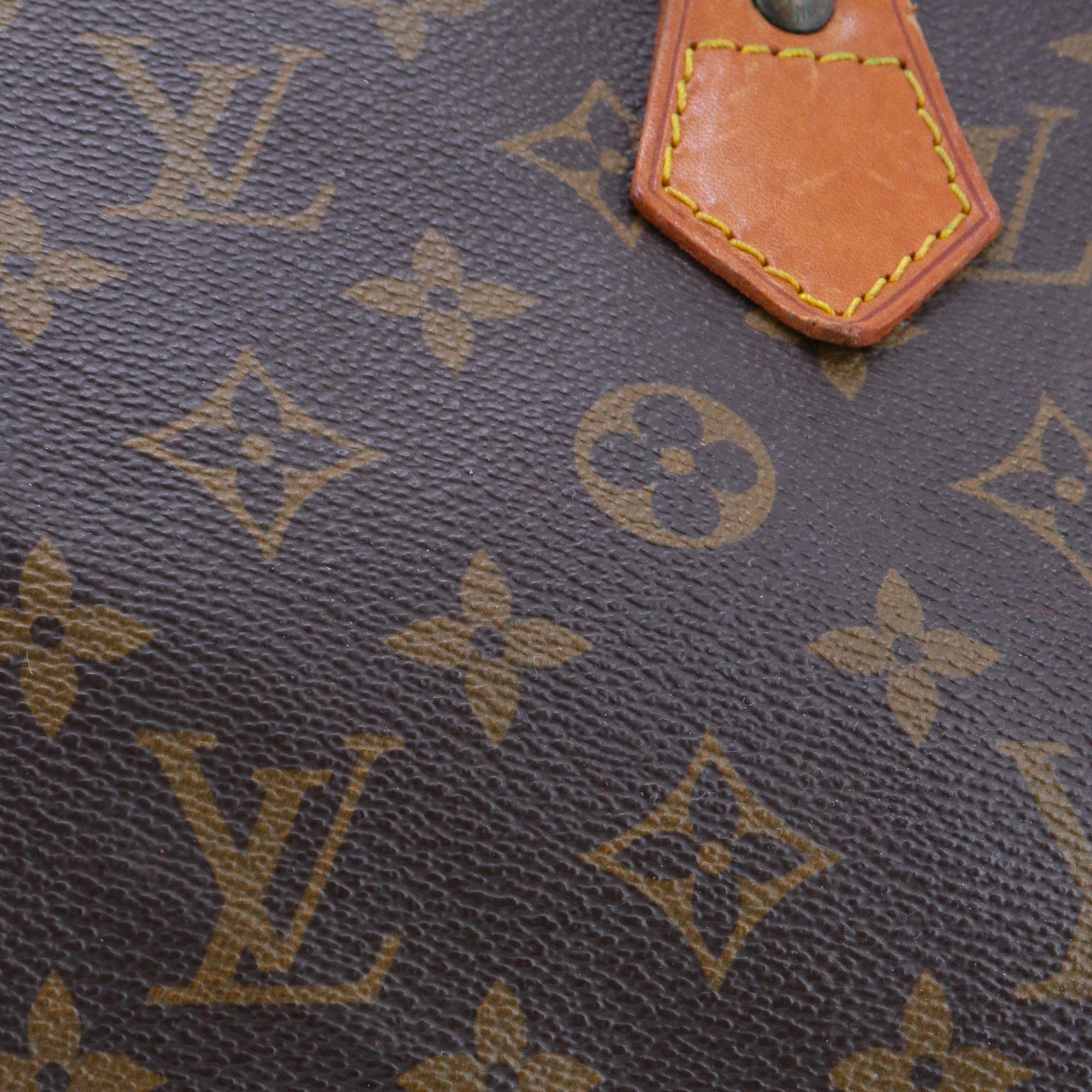 LOUIS VUITTON - Sac à main Speedy 35 Louis Vuitton en toile monogrammée vintage