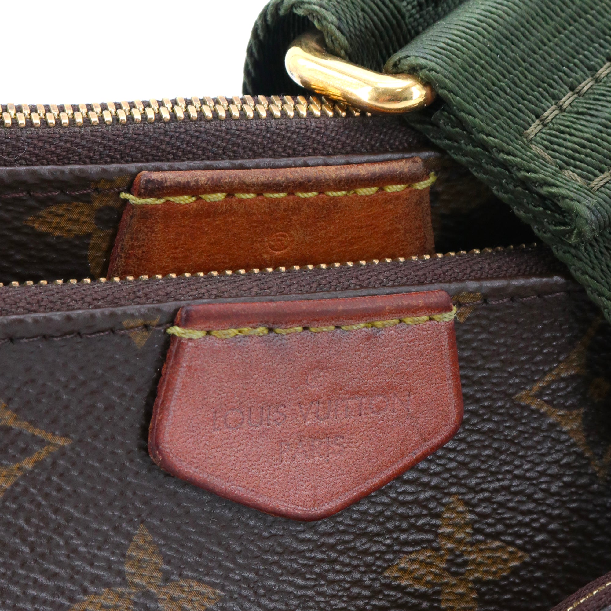 LOUIS VUITTON - Sac à bandoulière Multi Pochette Accessoires Louis Vuitton en toile monogrammée