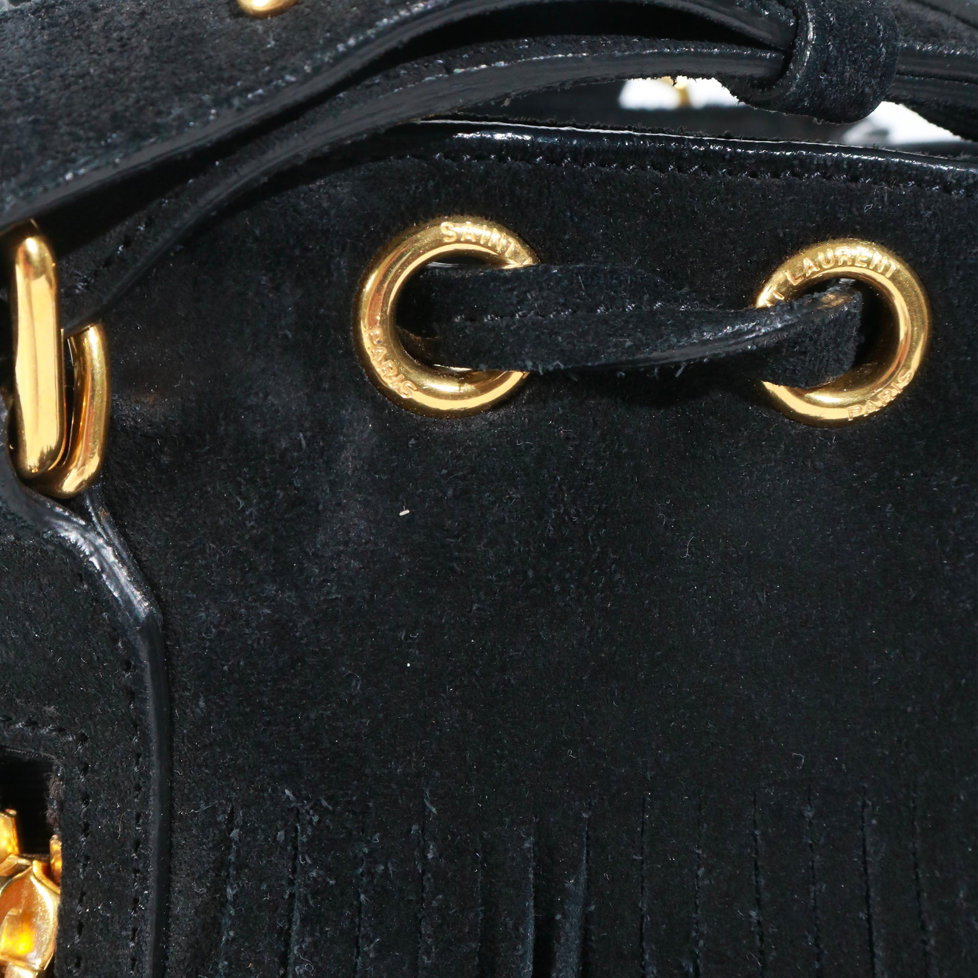 SAINT LAURENT - Sac à bandoulière Emmanuelle Saint Laurent à franges en daim noir