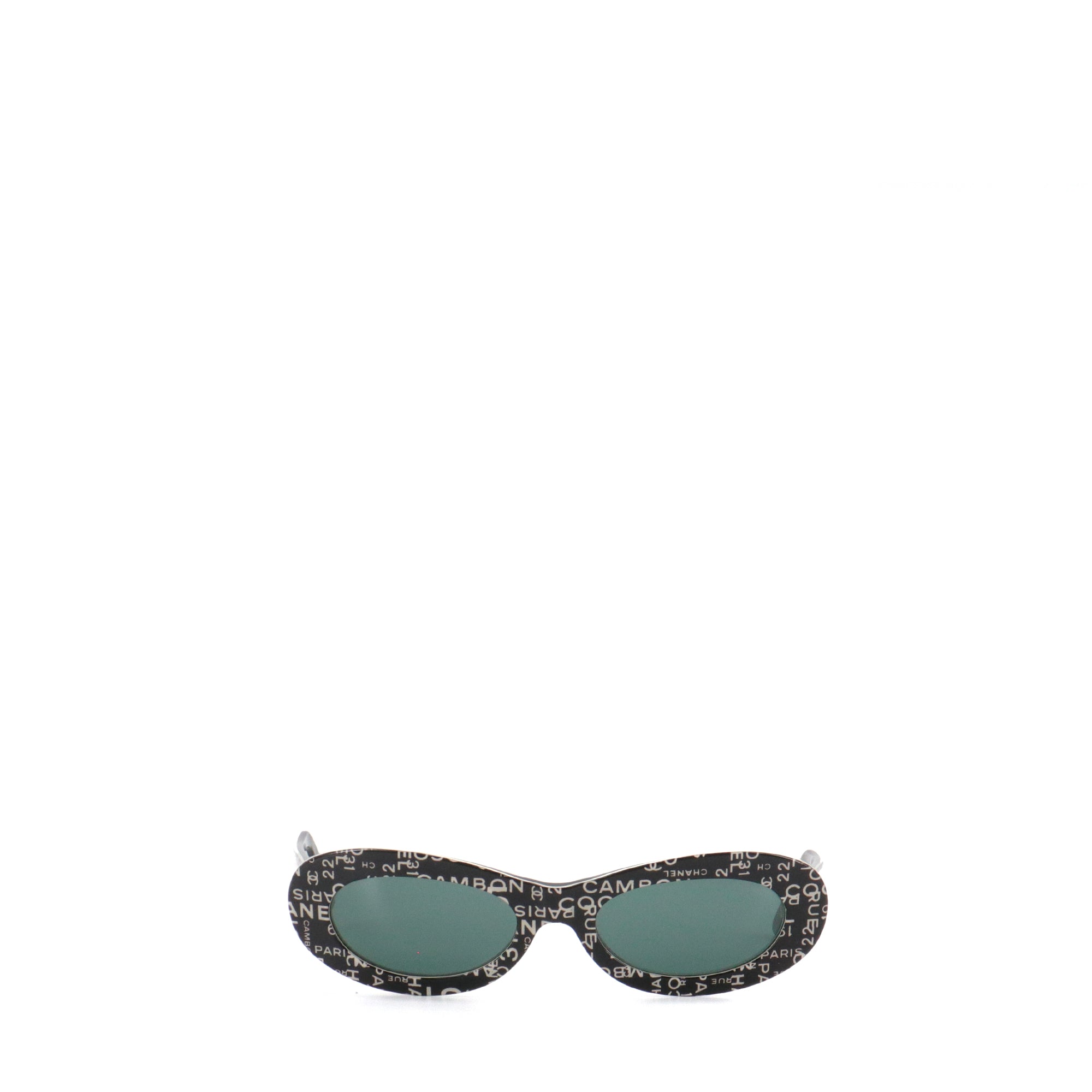 CHANEL - Lunettes de soleil Chanel en plastique noir et blanc vintage
