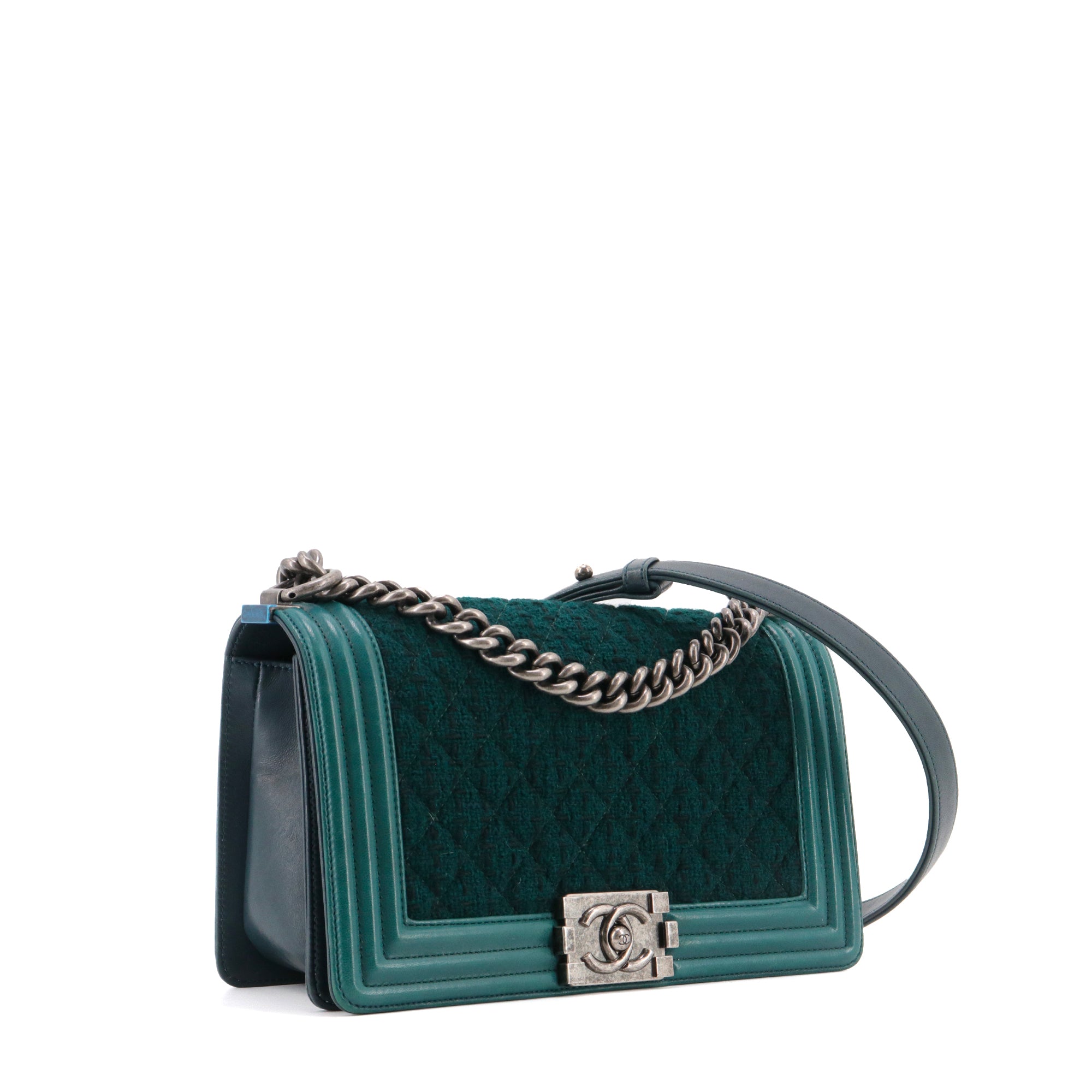 CHANEL - Sac à bandoulière Boy Chanel en tweed et cuir bleu canard
