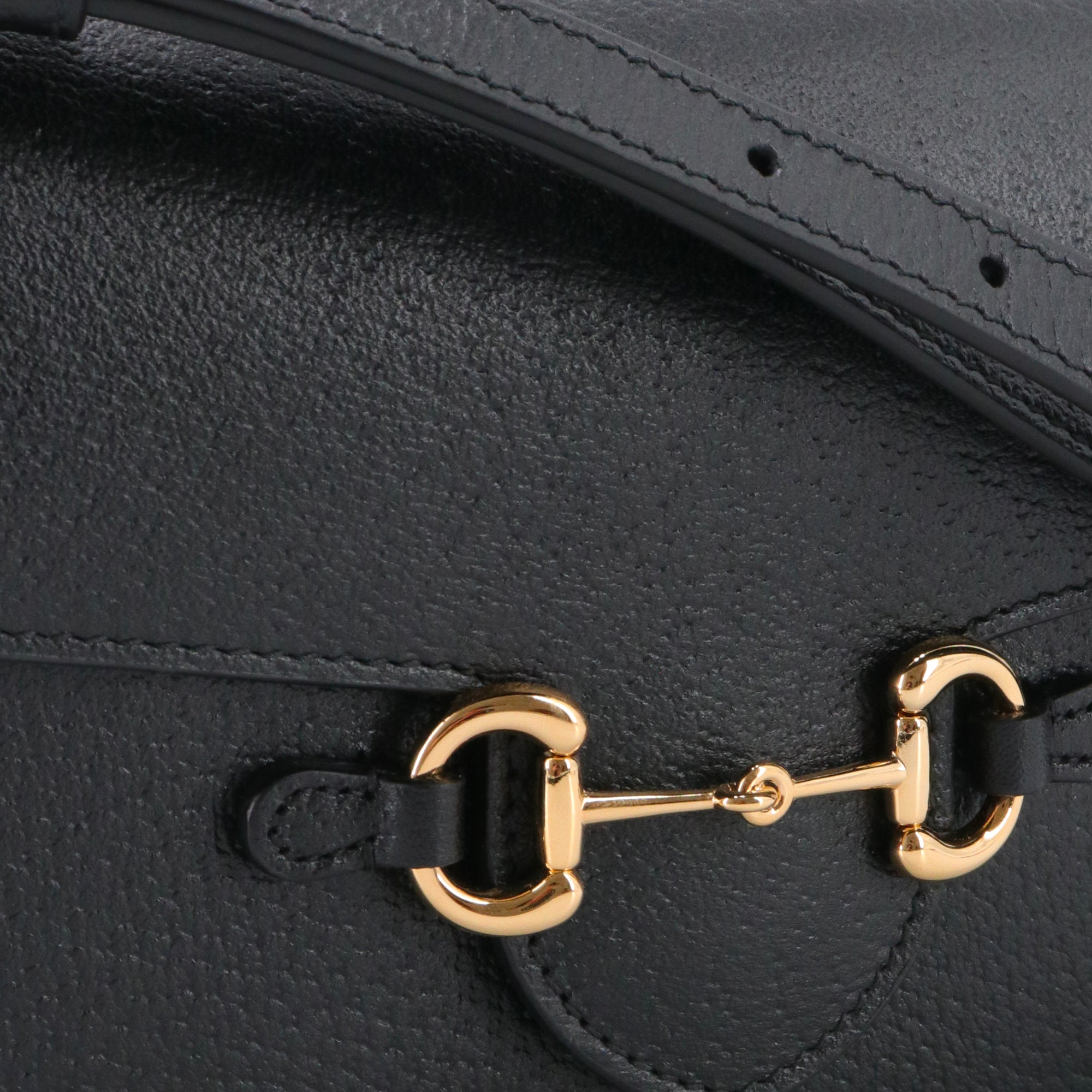 GUCCI - Sac à bandoulière Horsebit 1955 Long Gucci en cuir grainé noir