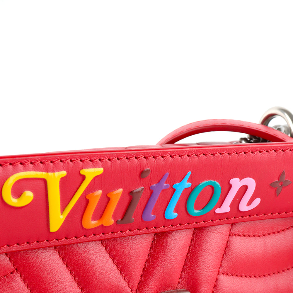 LOUIS VUITTON - Sac à bandoulière New Wave medium en cuir rouge
