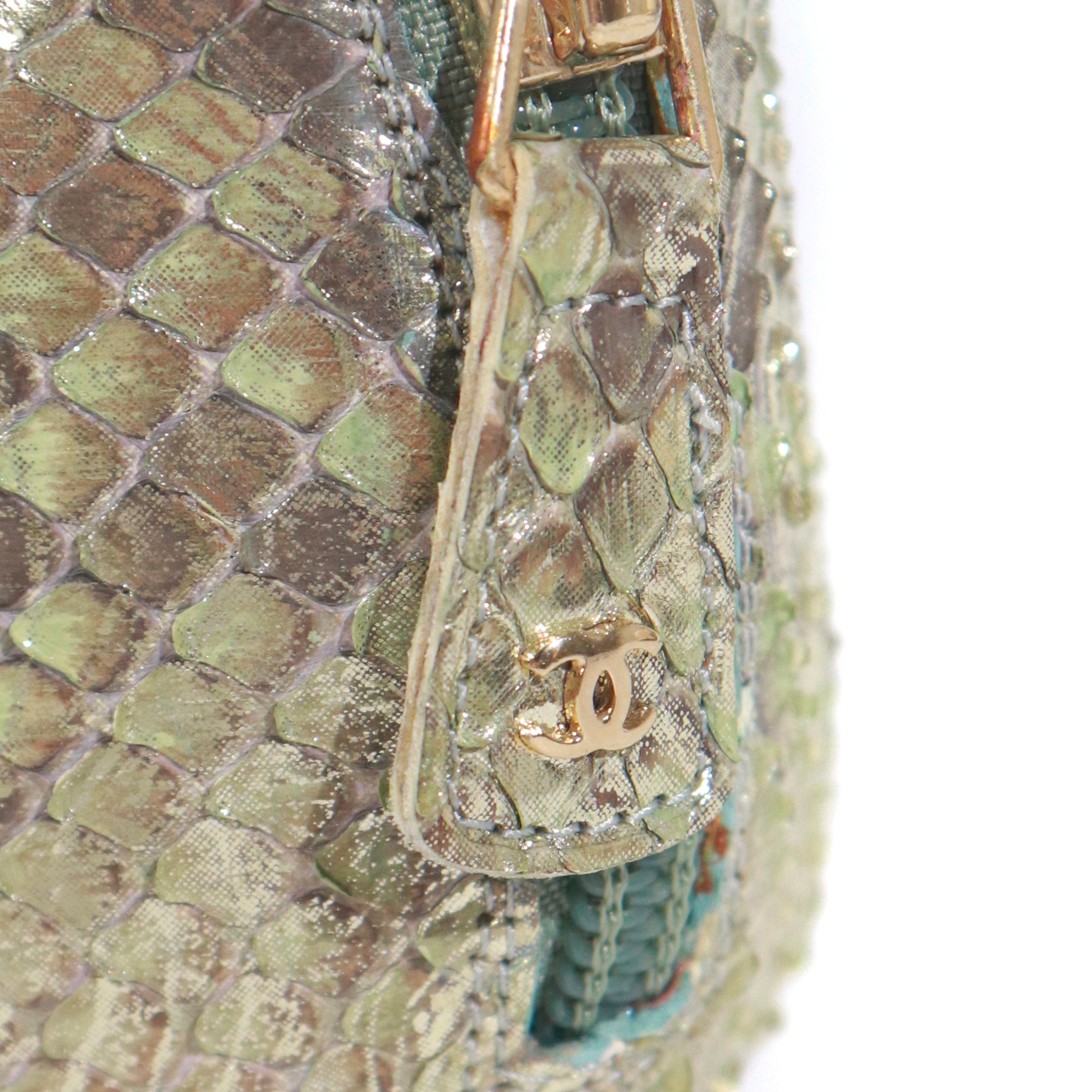 CHANEL - Sandales plates à brides en cuir (T39)