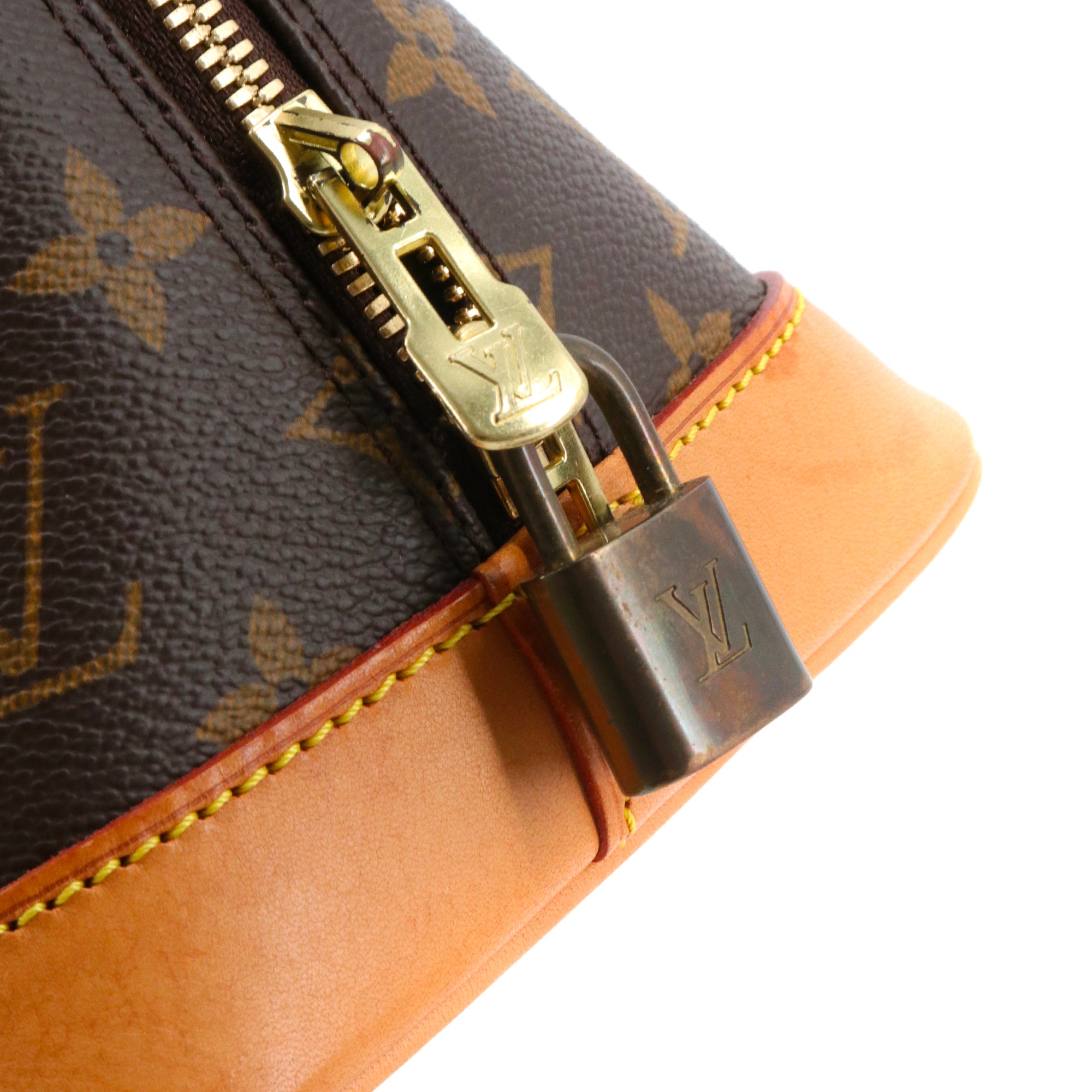 LOUIS VUITTON - Sac à main Alma PM Louis Vuitton en toile monogrammée