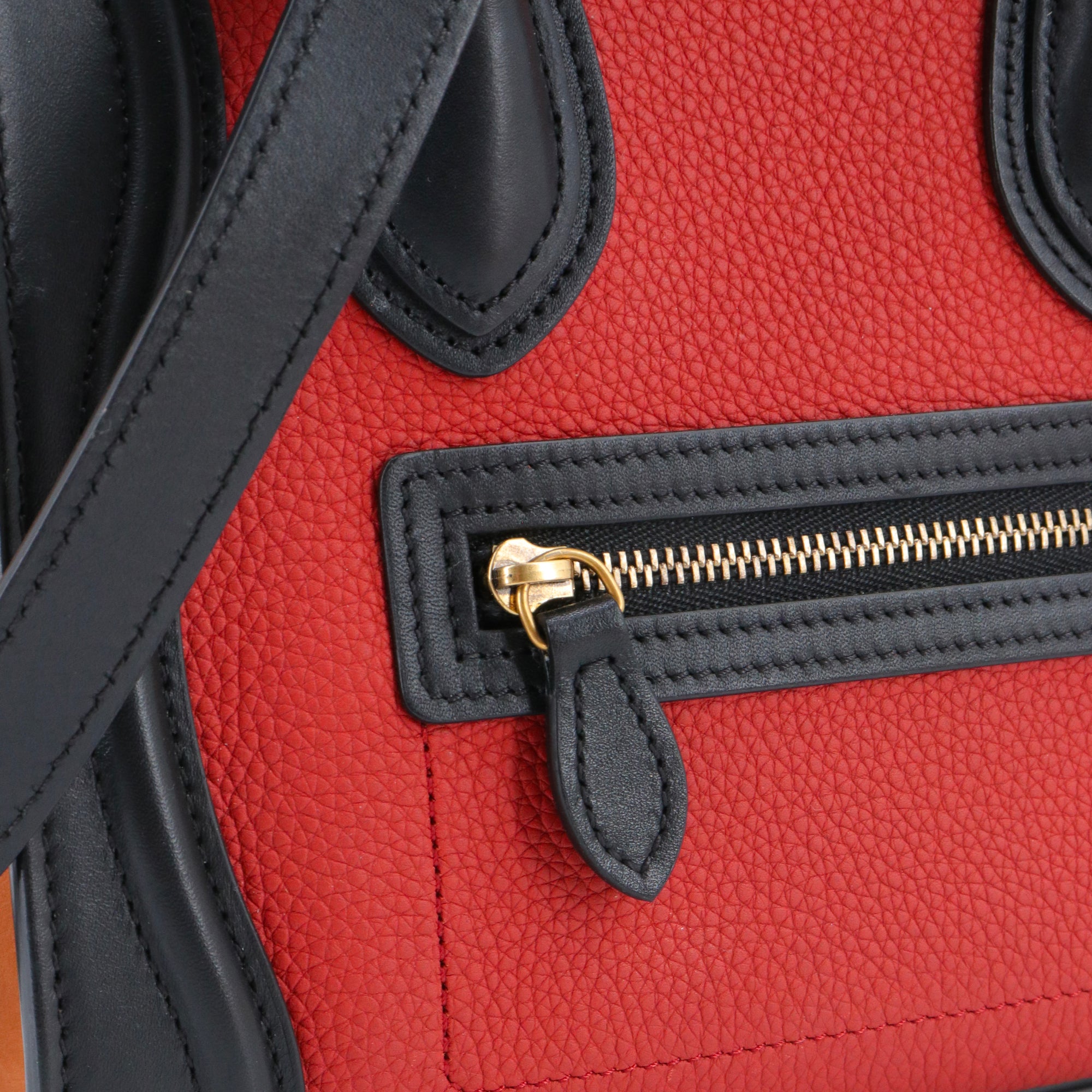 CELINE - Sac à bandoulière Luggage Nano Celine en cuir tricolore
