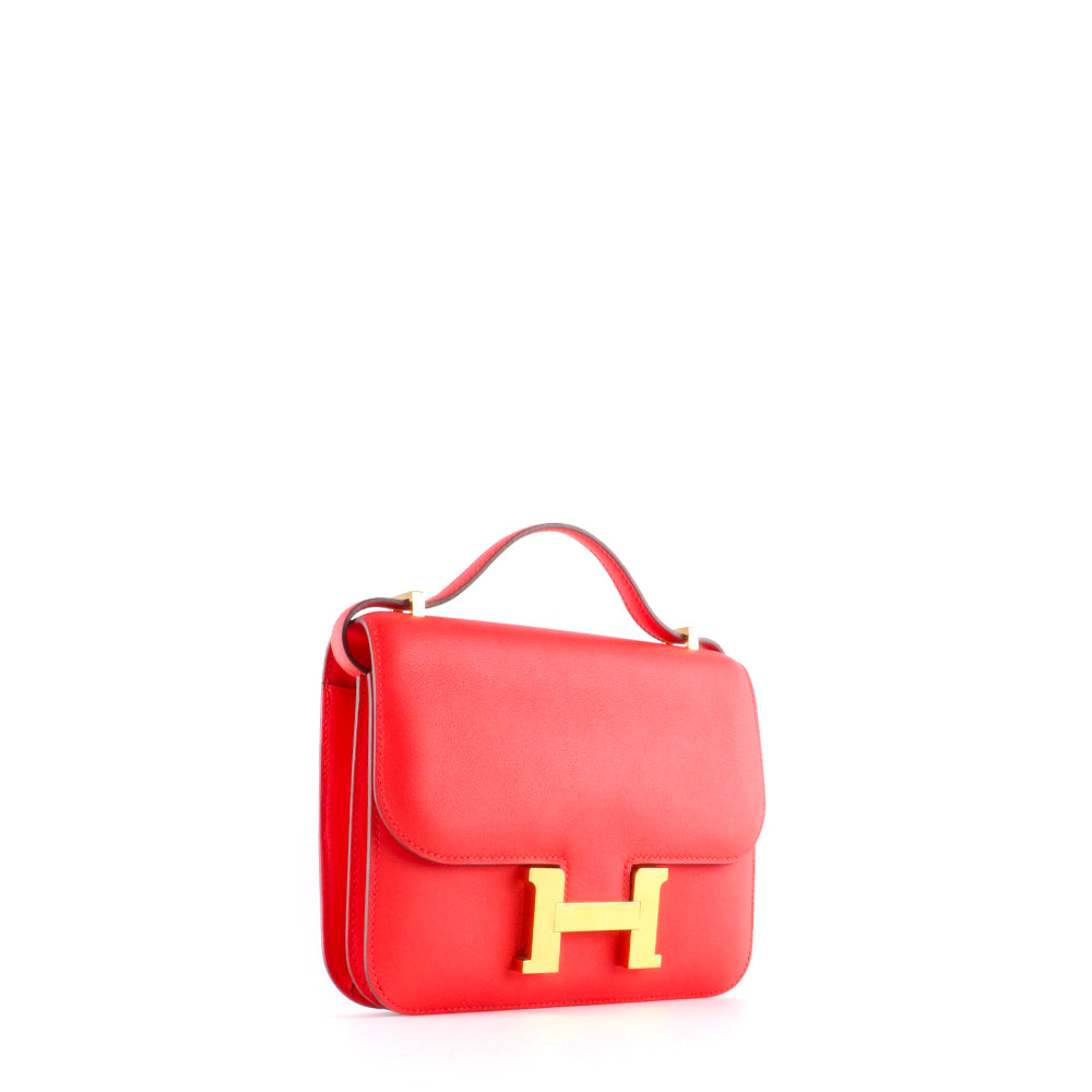 HERMÈS - Sac à bandoulière Constance 18 en cuir swift rouge
