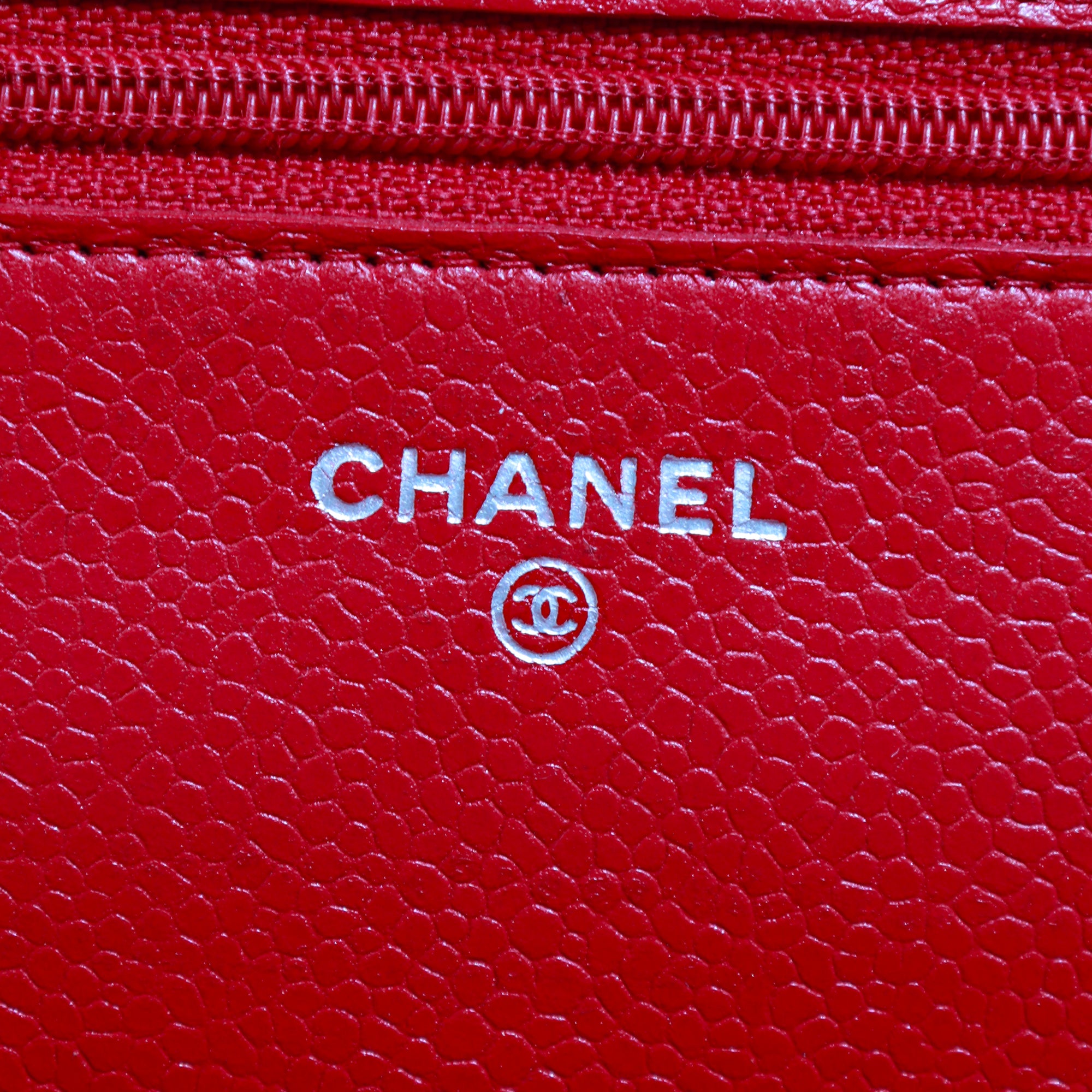 CHANEL - Sac Wallet On Chain Timeless en cuir caviar rouge bordeaux