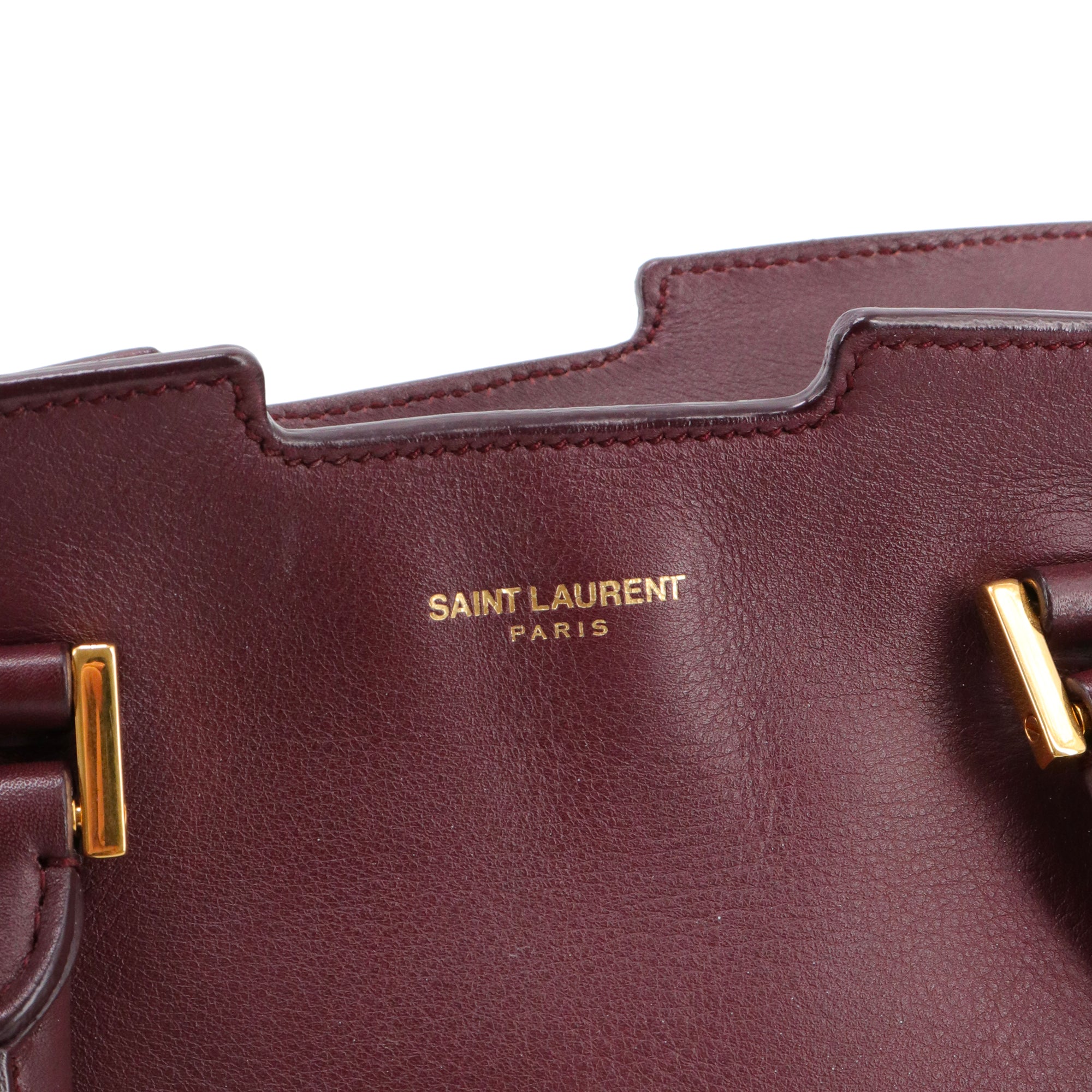 SAINT LAURENT - Sac à bandoulière Cabas Monogram Saint Laurent en cuir bordeaux