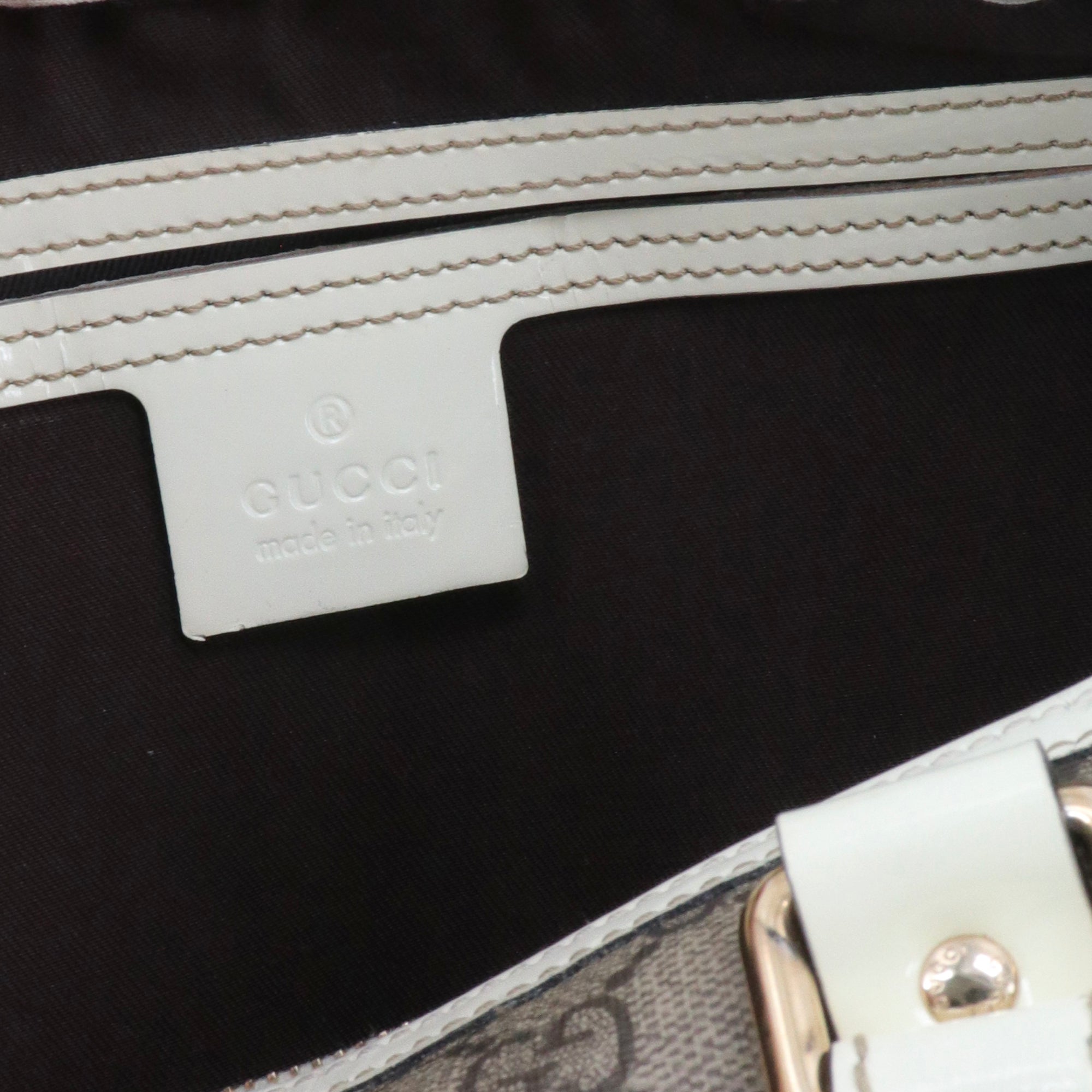GUCCI - Sac à main Boston Gucci en toile monogrammée et cuir blanc vintage
