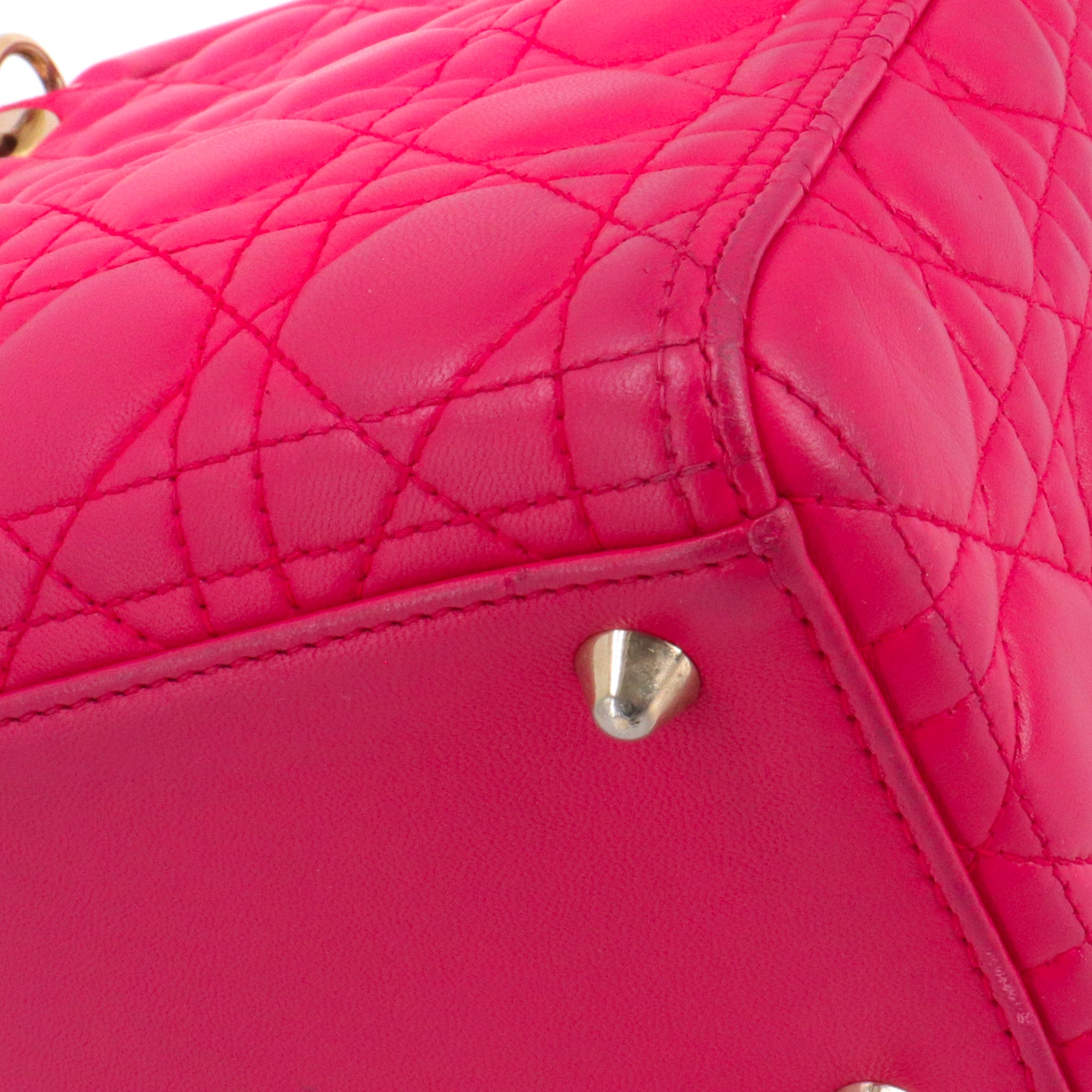 DIOR - Sac à main Lady Dior Large en cuir lisse rose