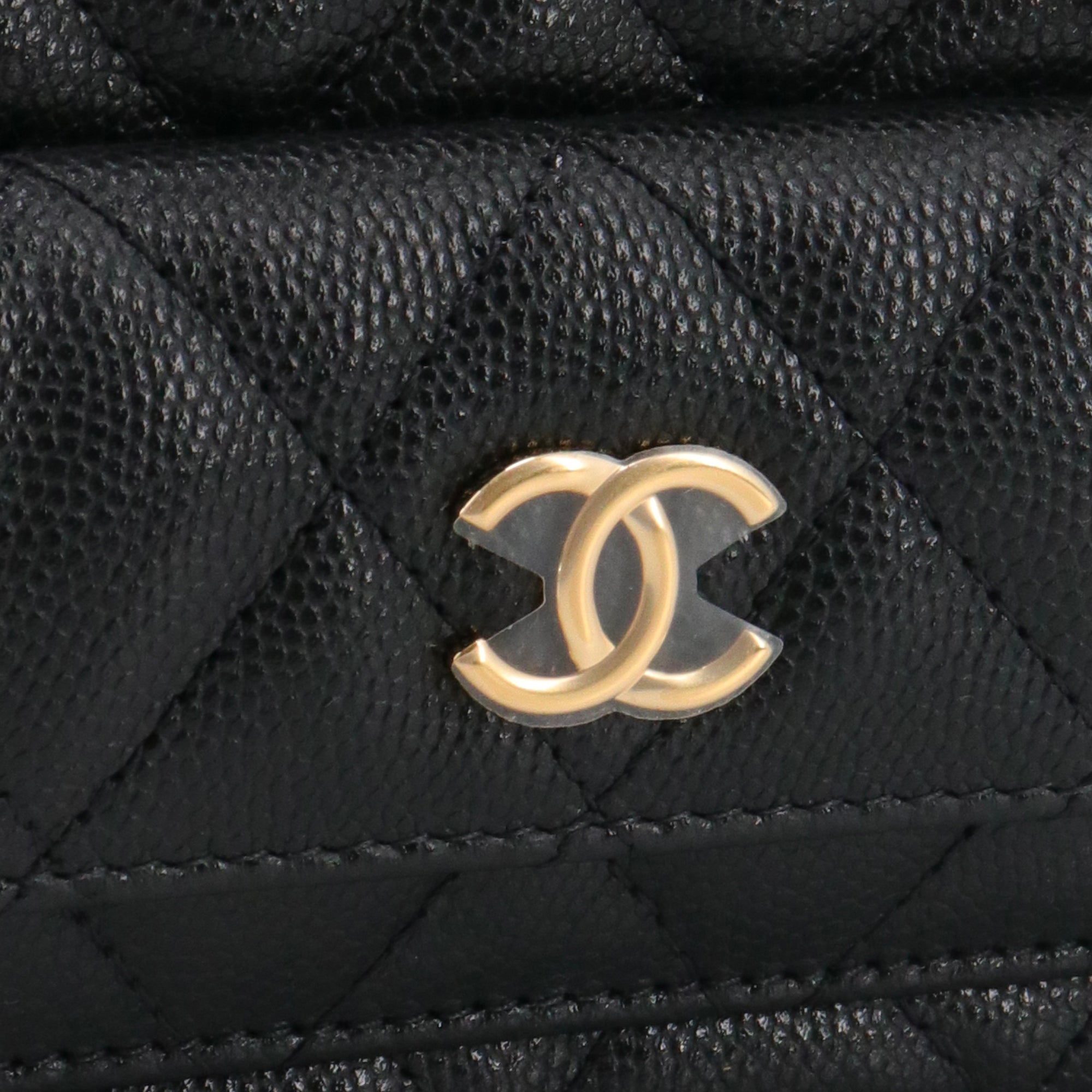 CHANEL - Sac à bandoulière Vanity Pocket Chanel en cuir caviar noir