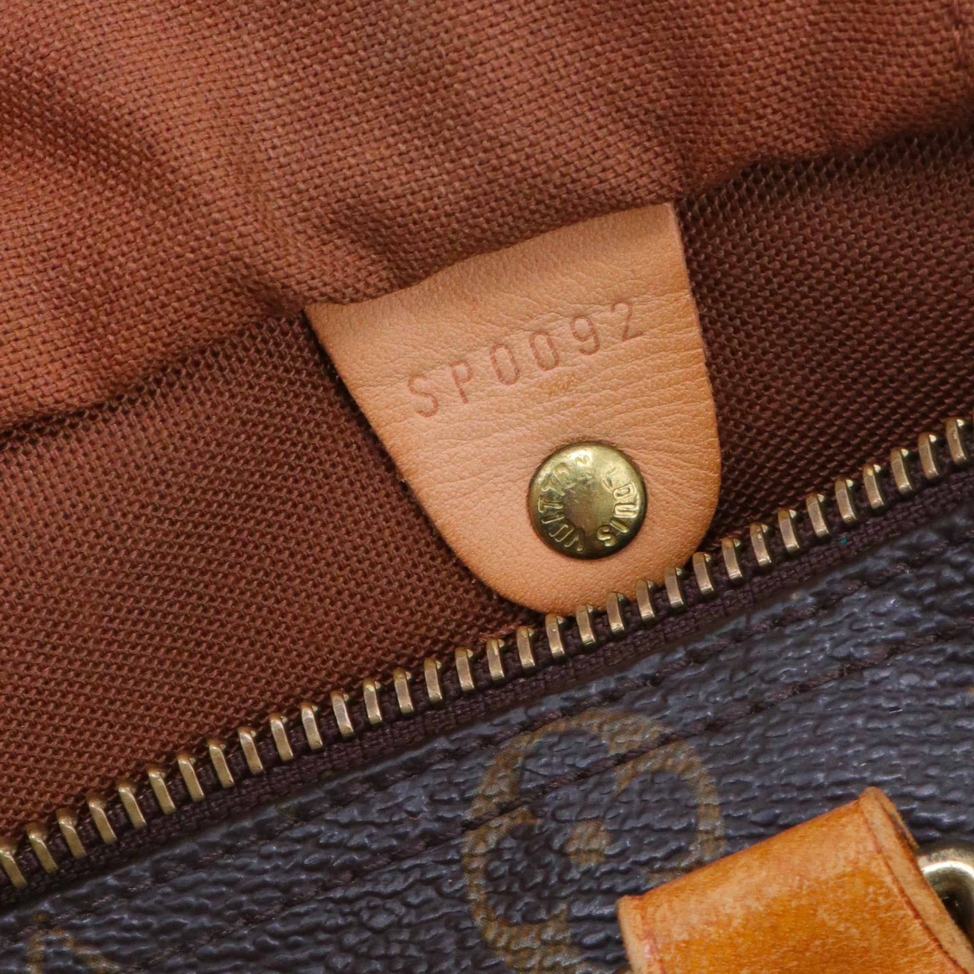 LOUIS VUITTON - Sac à main Speedy 25 Louis Vuitton en toile monogrammée vintage
