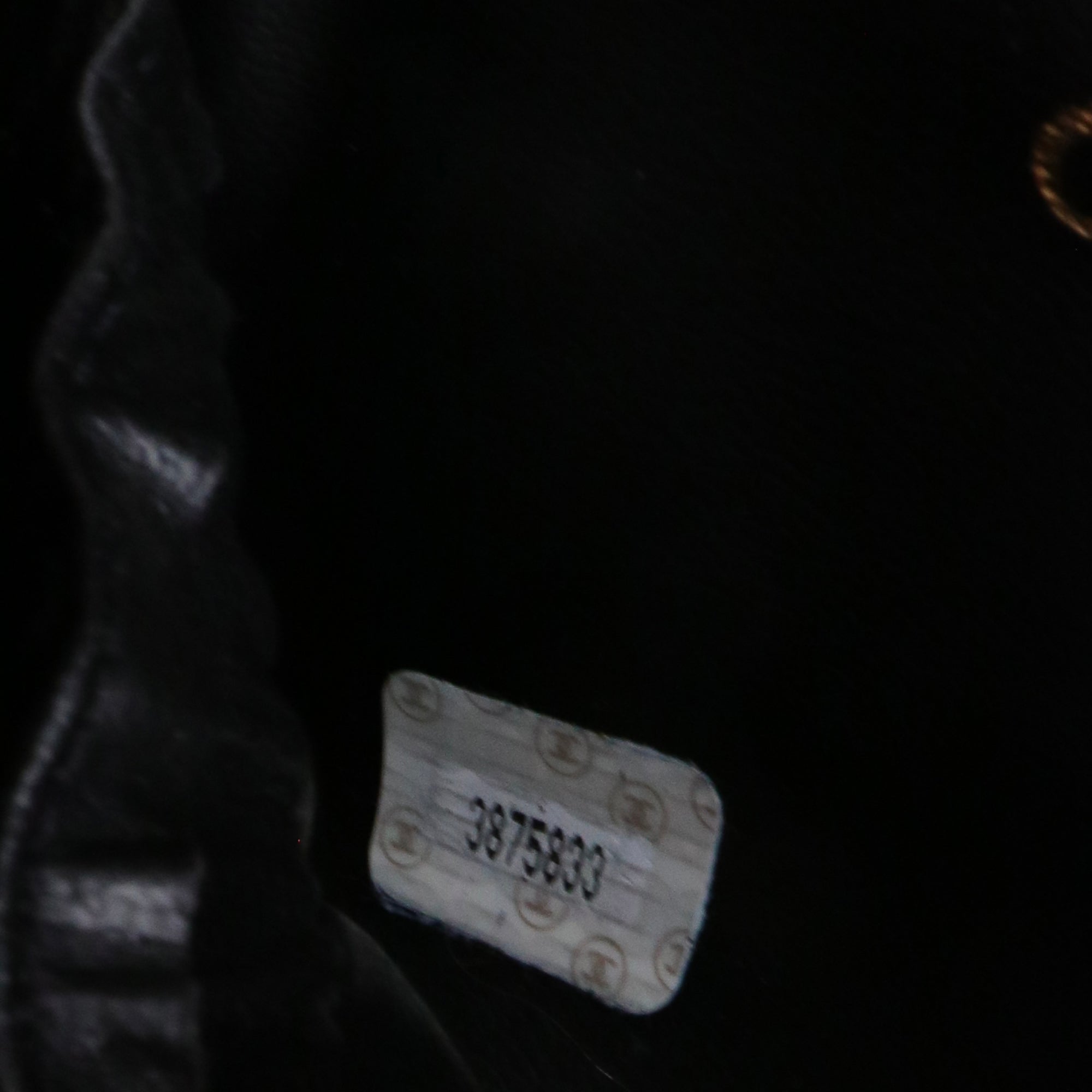 CHANEL - Sac à main Vanity Chanel en cuir caviar noir vintage