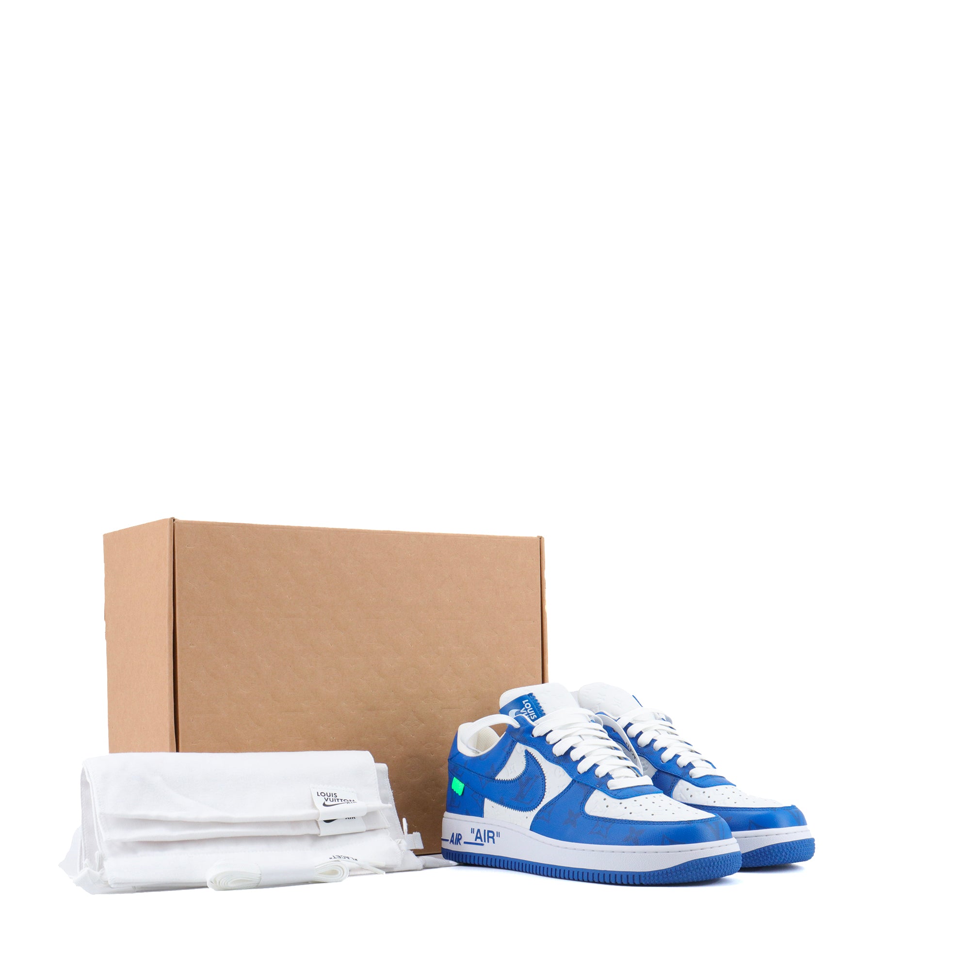 LOUIS VUITTON - Louis Vuitton x Nike Air Force One sneakers in white and blue leather (T41)
