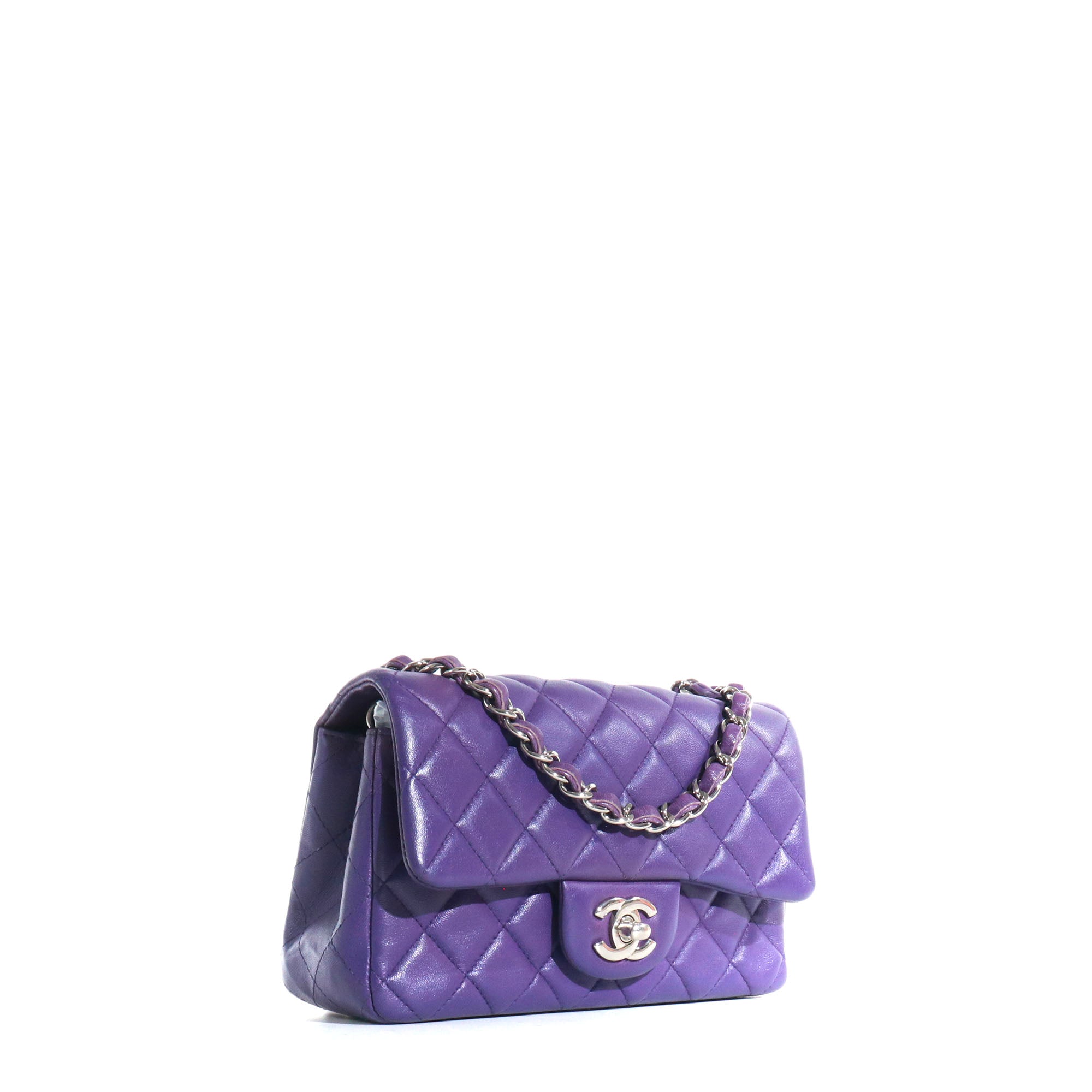 CHANEL - Sac à bandoulière Classique/Timeless Chanel mini rectangle en cuir violet