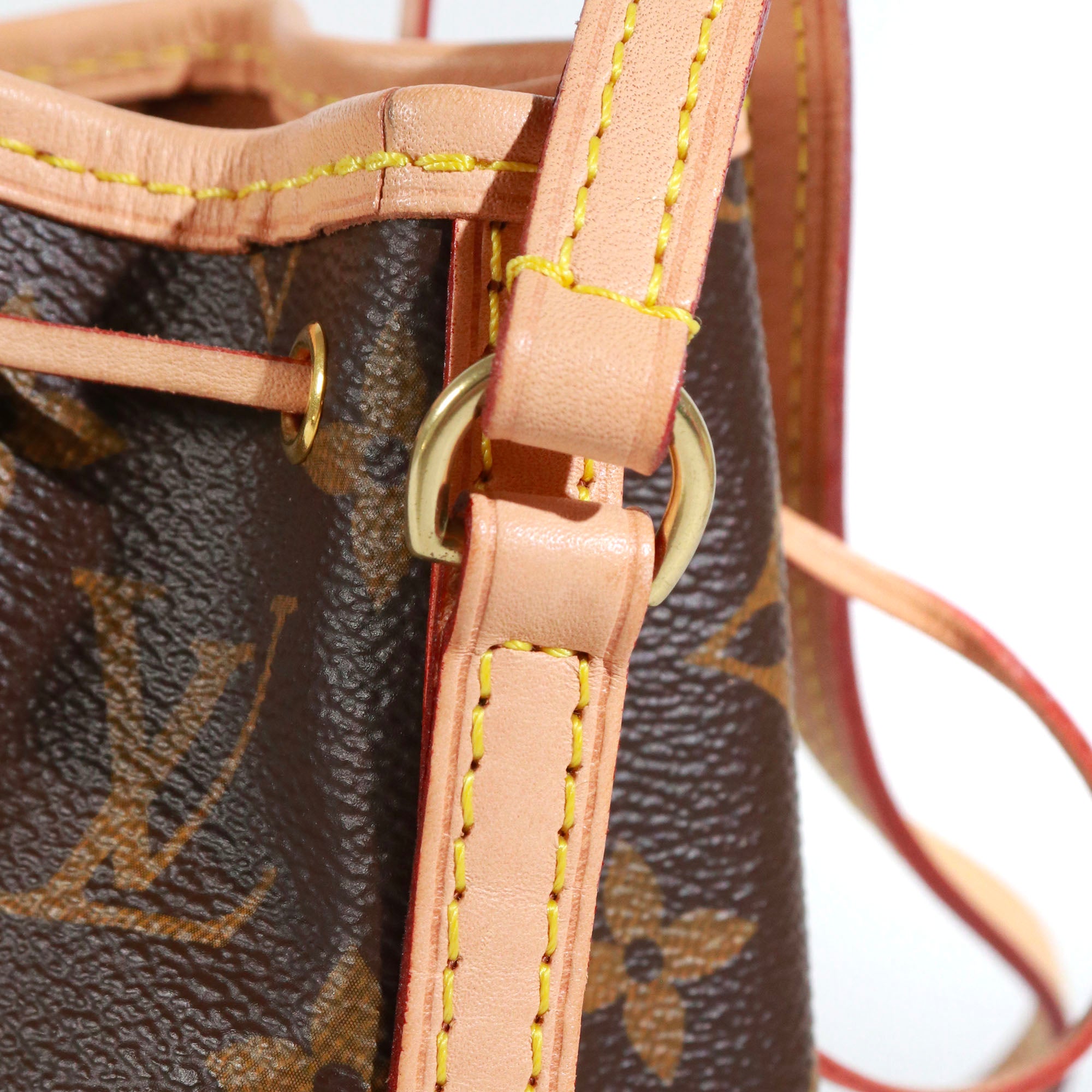 LOUIS VUITTON - Sac à bandoulière Noé mini Louis Vuitton en toile monogramme