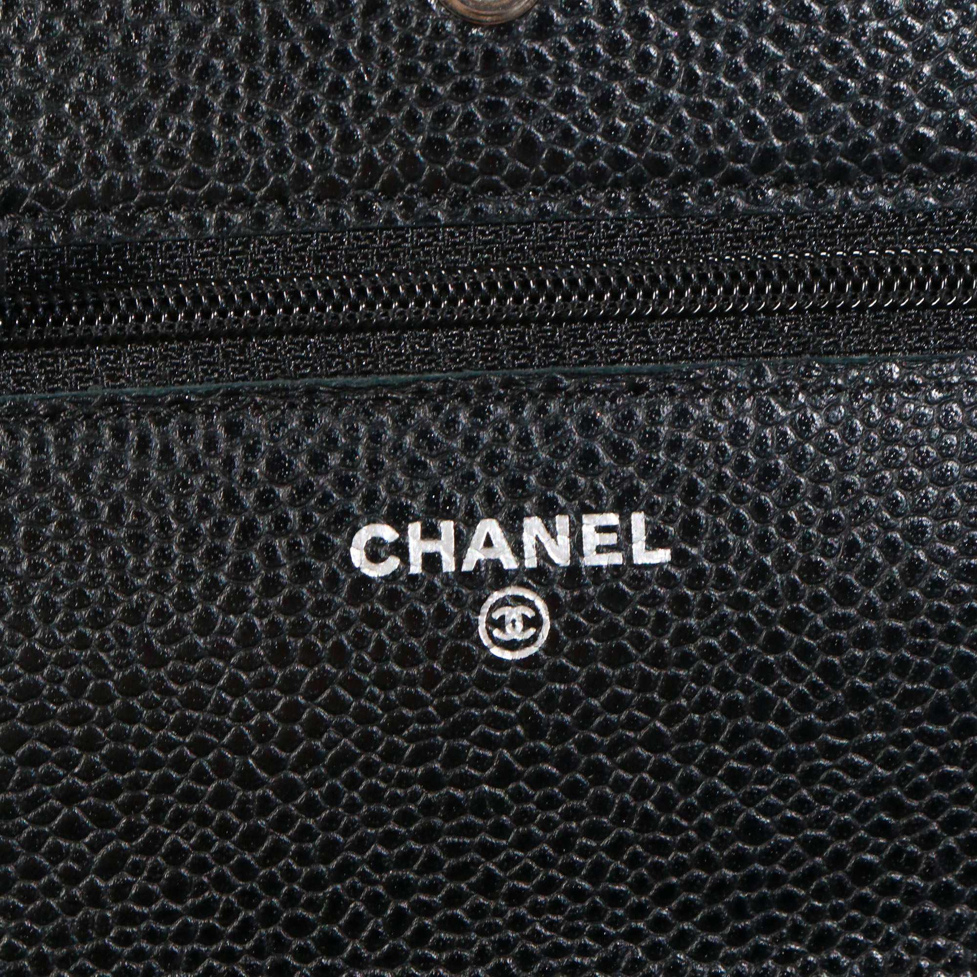 CHANEL - Sac Wallet On Chain Timeless Chanel en cuir caviar noir
