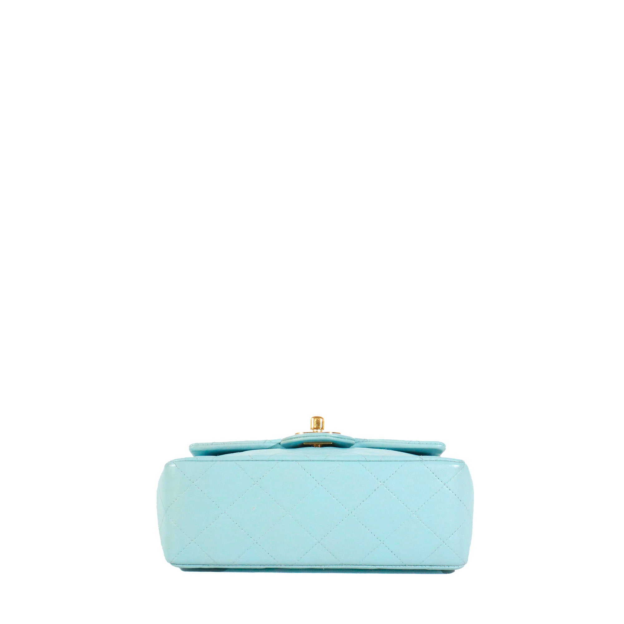 CHANEL - Sac à bandoulière Timeless Mini Square Chanel en cuir bleu vintage