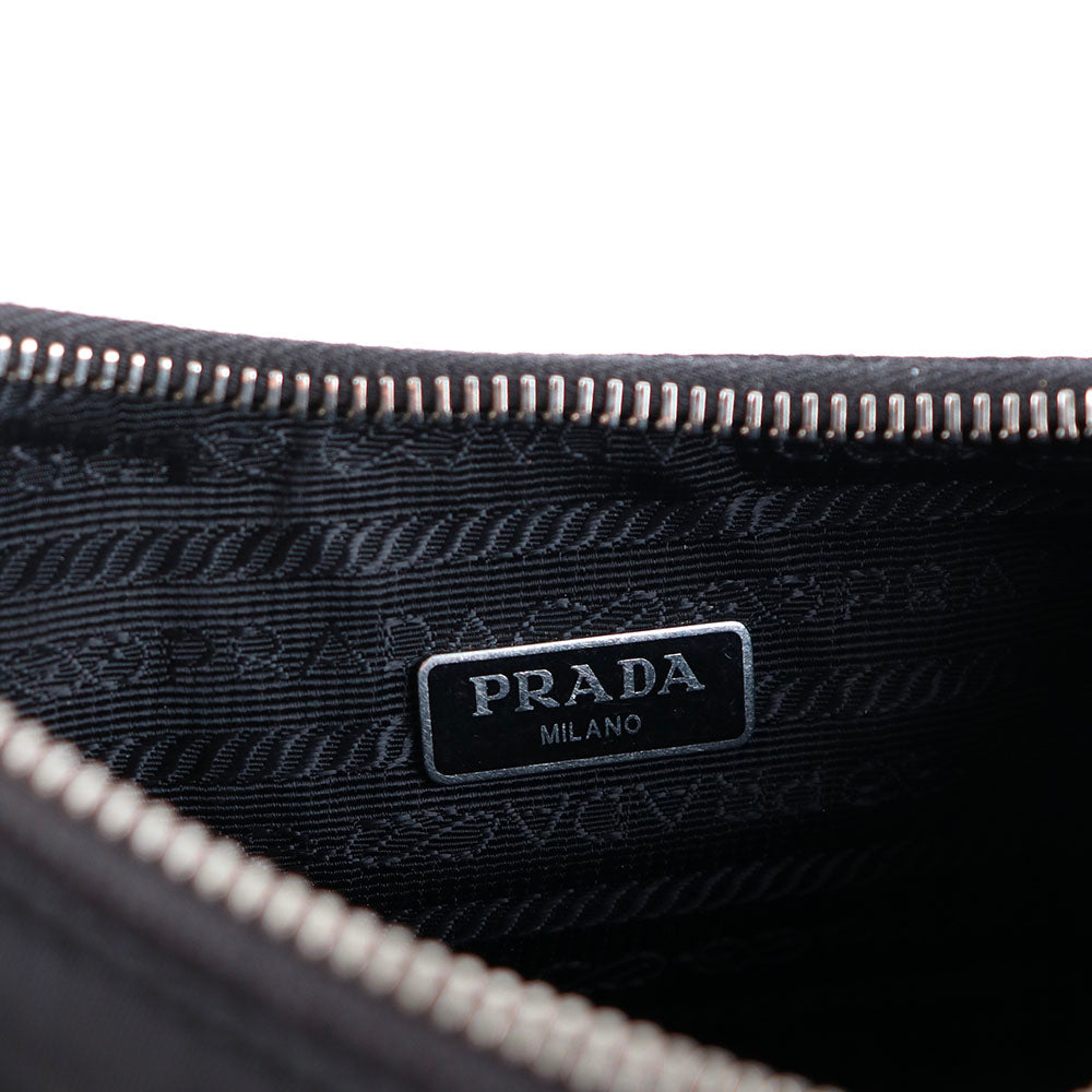 PRADA - Sac Re-edition 2005 en Re-nylon noir