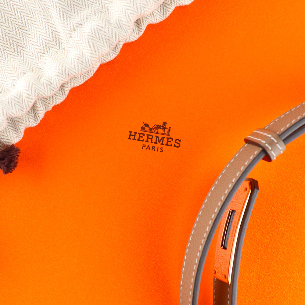 HERMÈS - Ceinture Kelly 18 en cuir epsom étoupe