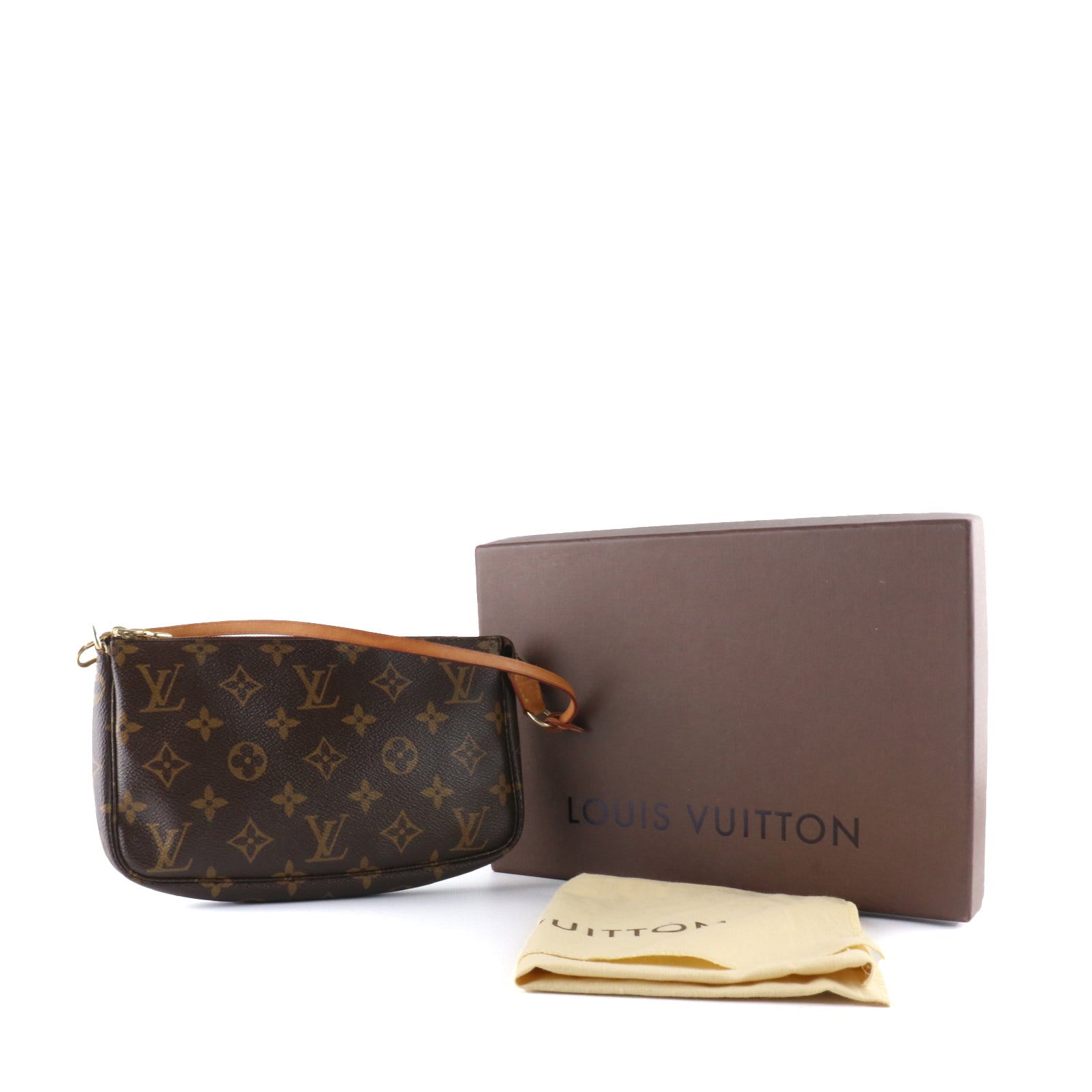 LOUIS VUITTON - Pochette Accessoires en toile monogrammée