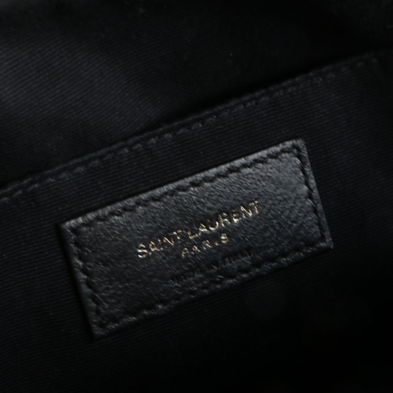 SAINT LAURENT - Sac à bandoulière Lou en cuir nude