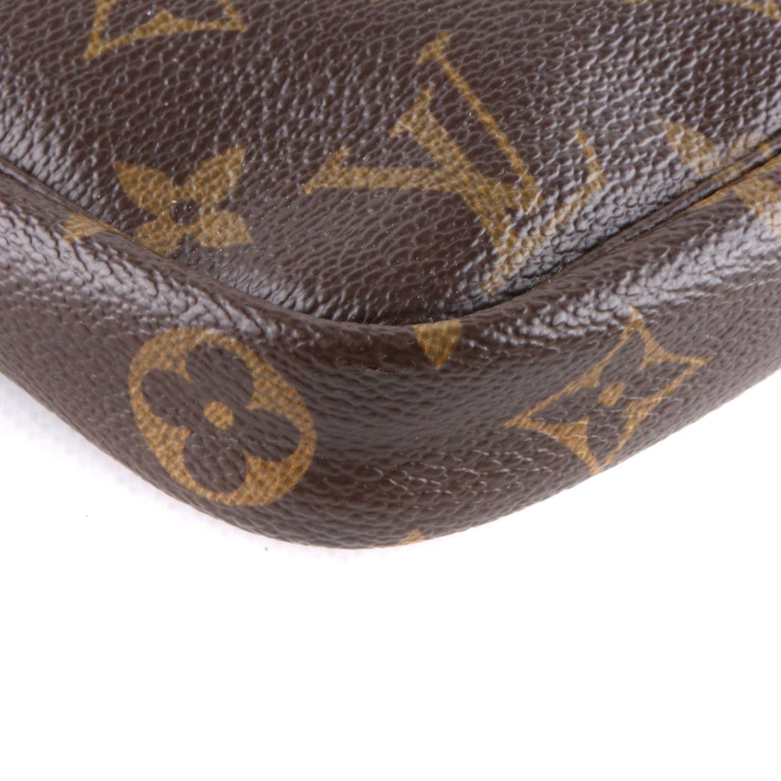 LOUIS VUITTON - Pochette Accessoires en toile monogrammée