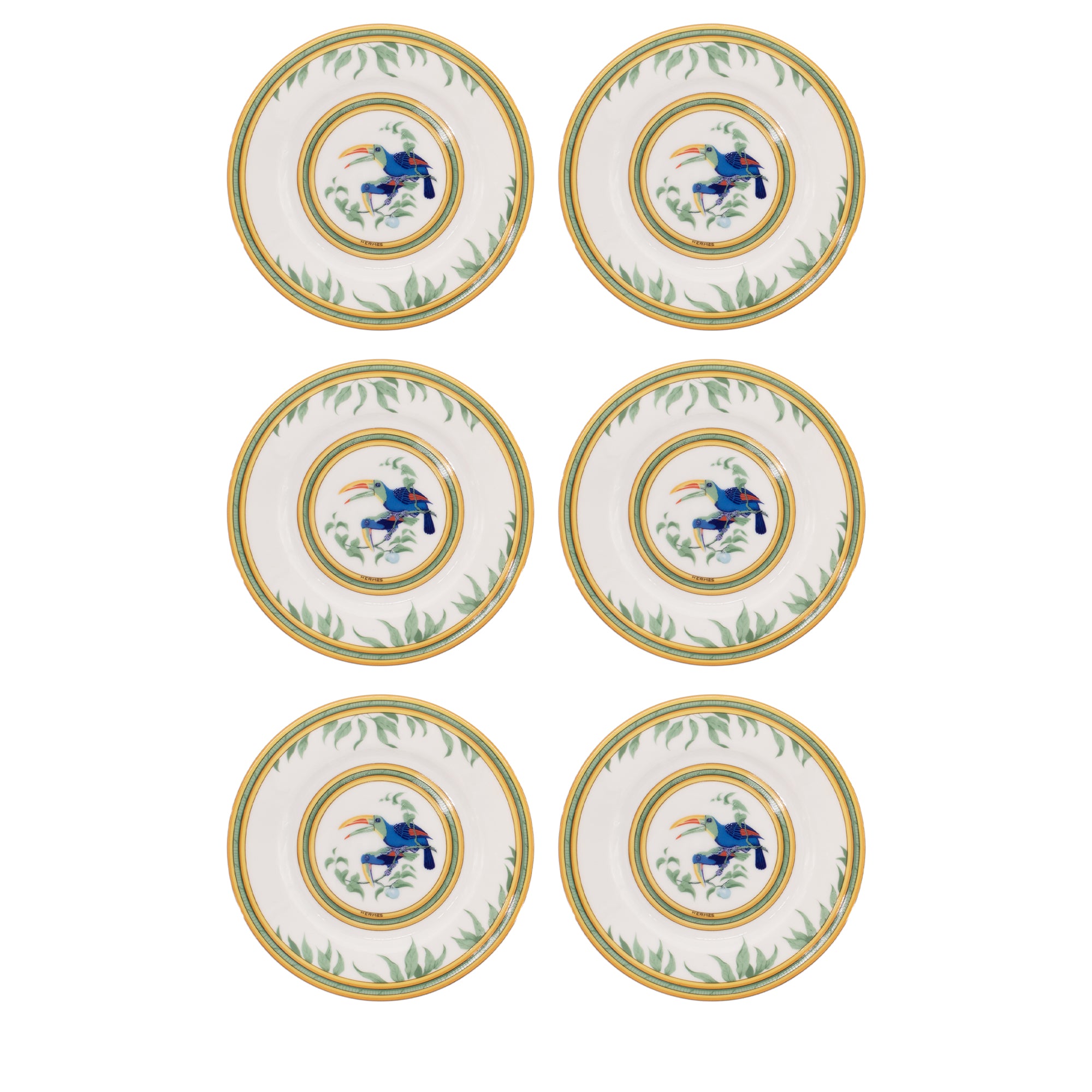 HERMÈS - Lot de six assiettes à pain Toucans Hermès en porcelaine multicolore