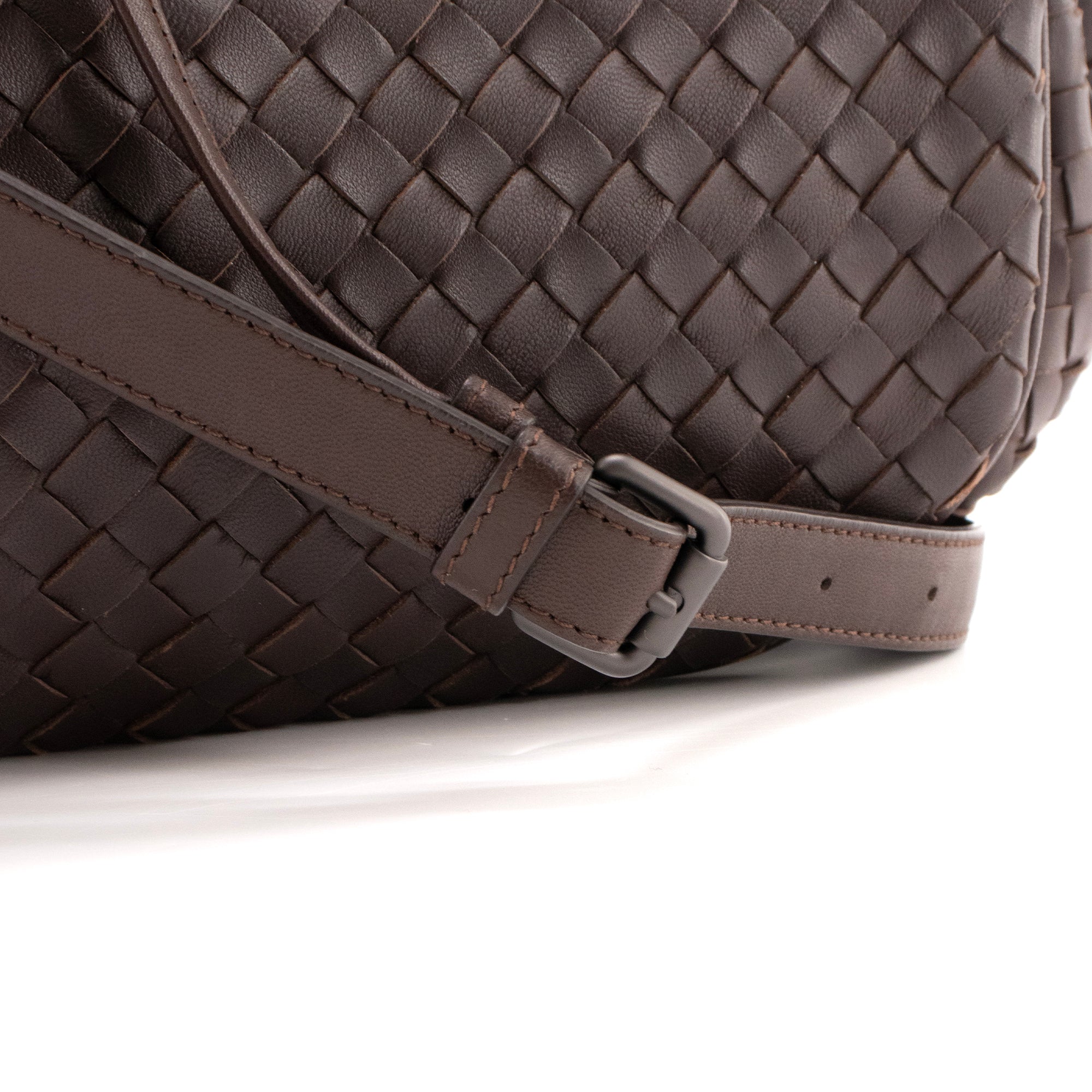 BOTTEGA VENETA - Sac à bandoulière Bottega Veneta en cuir intrecciato marron vintage